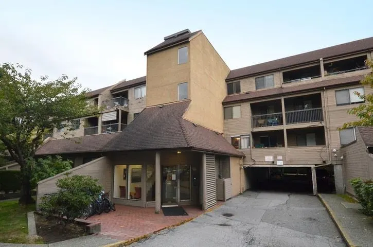 8120 Colonial Drive #225