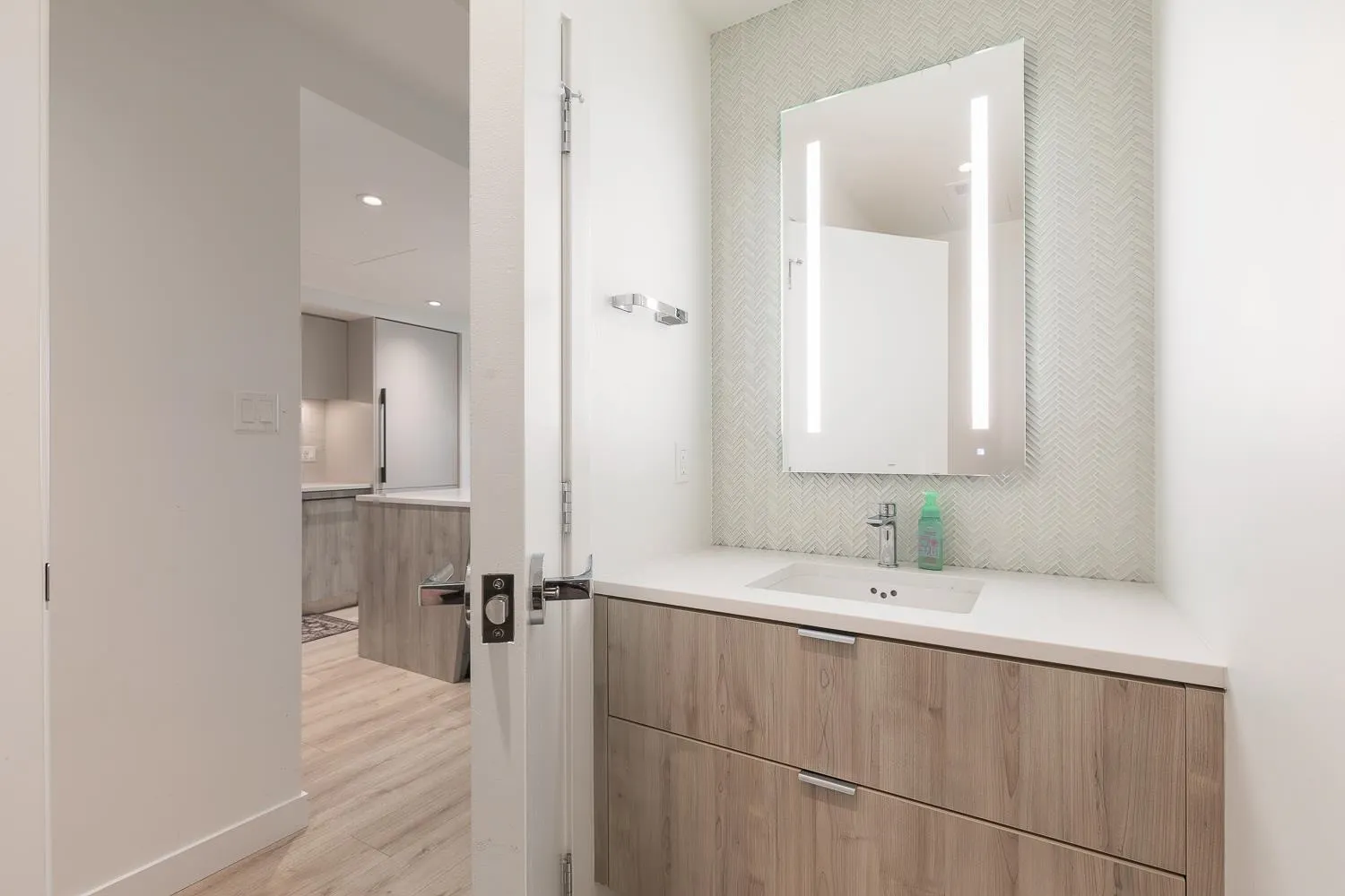 755 Harbourside Drive #107