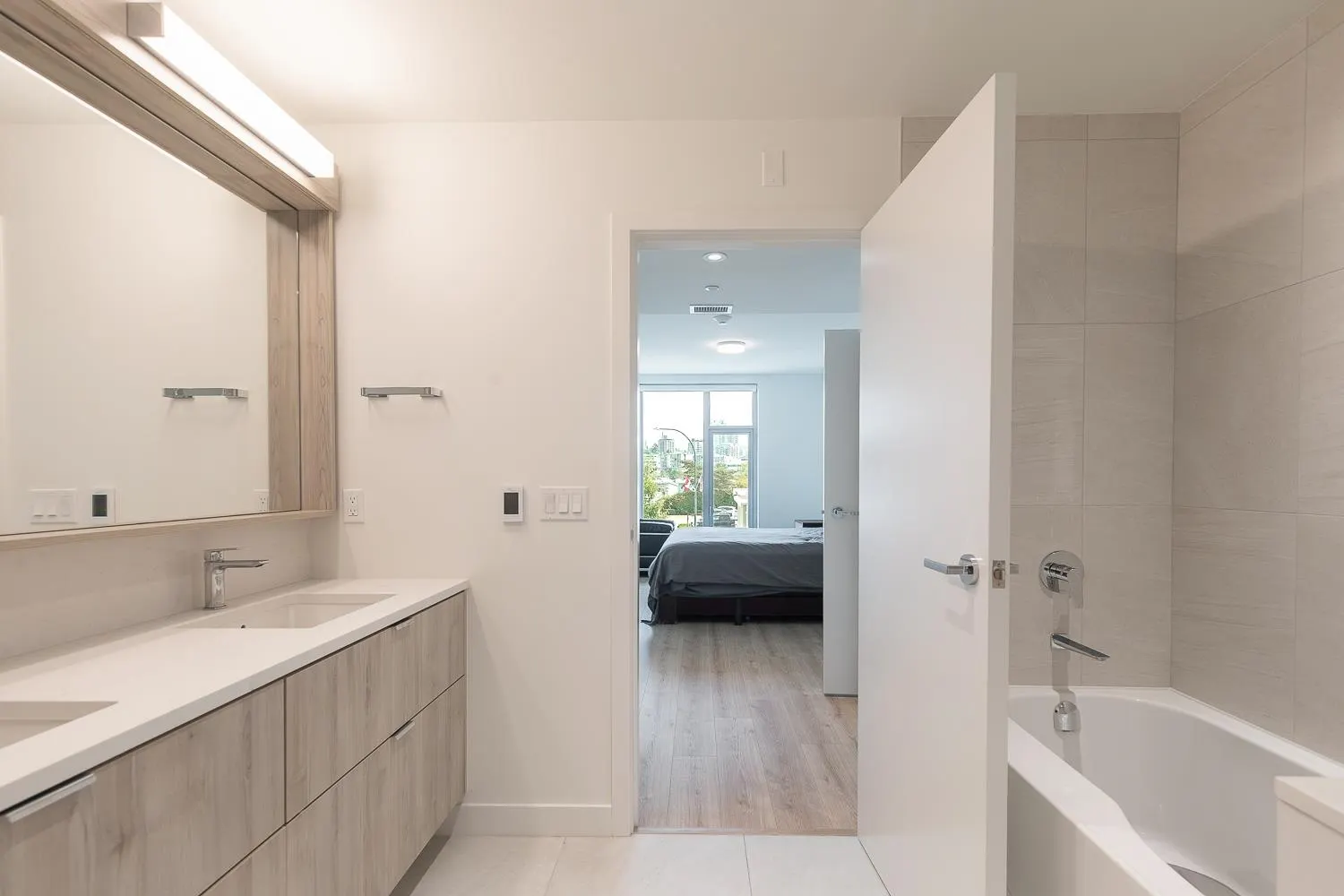755 Harbourside Drive #107