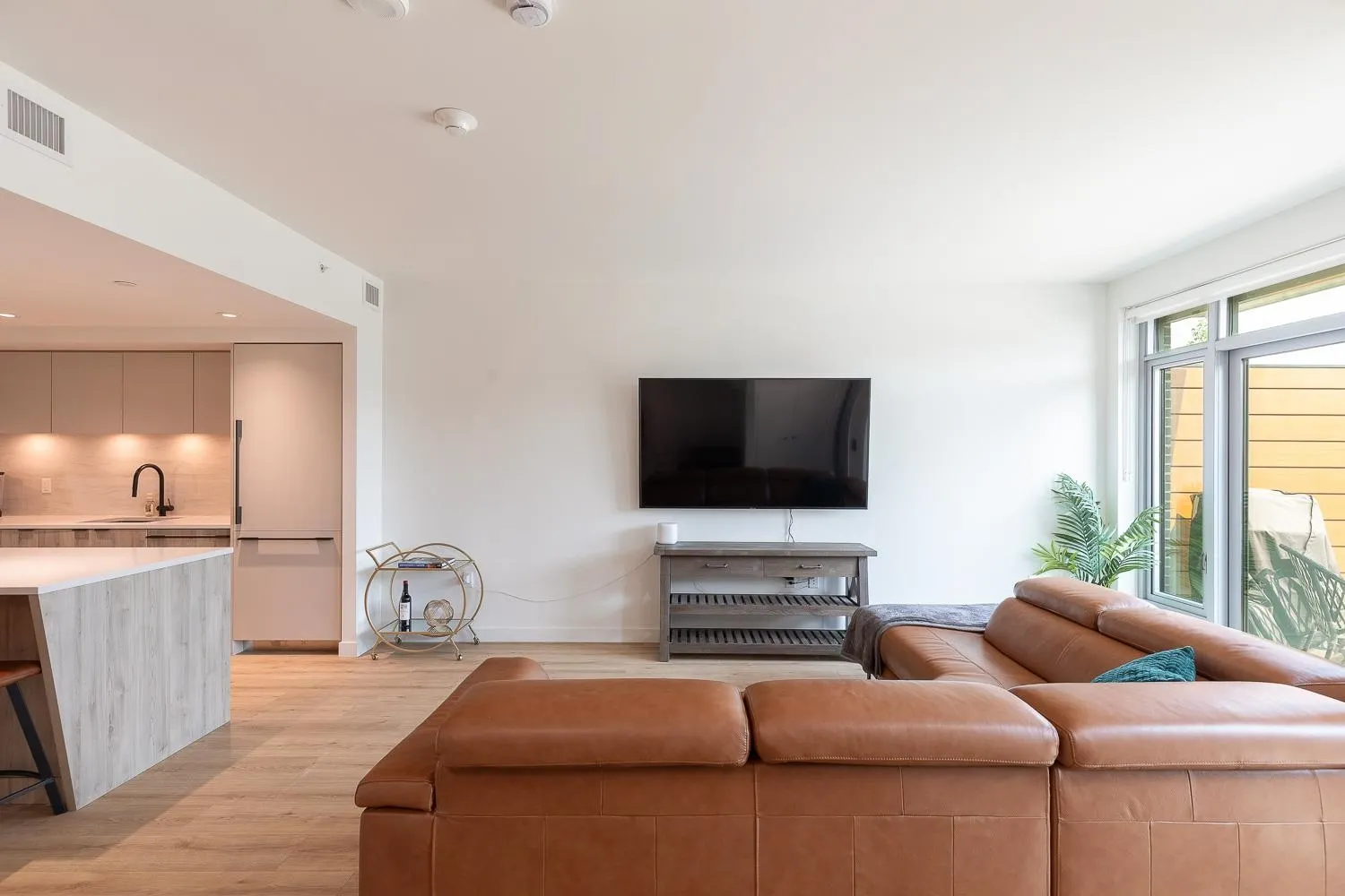 755 Harbourside Drive #107