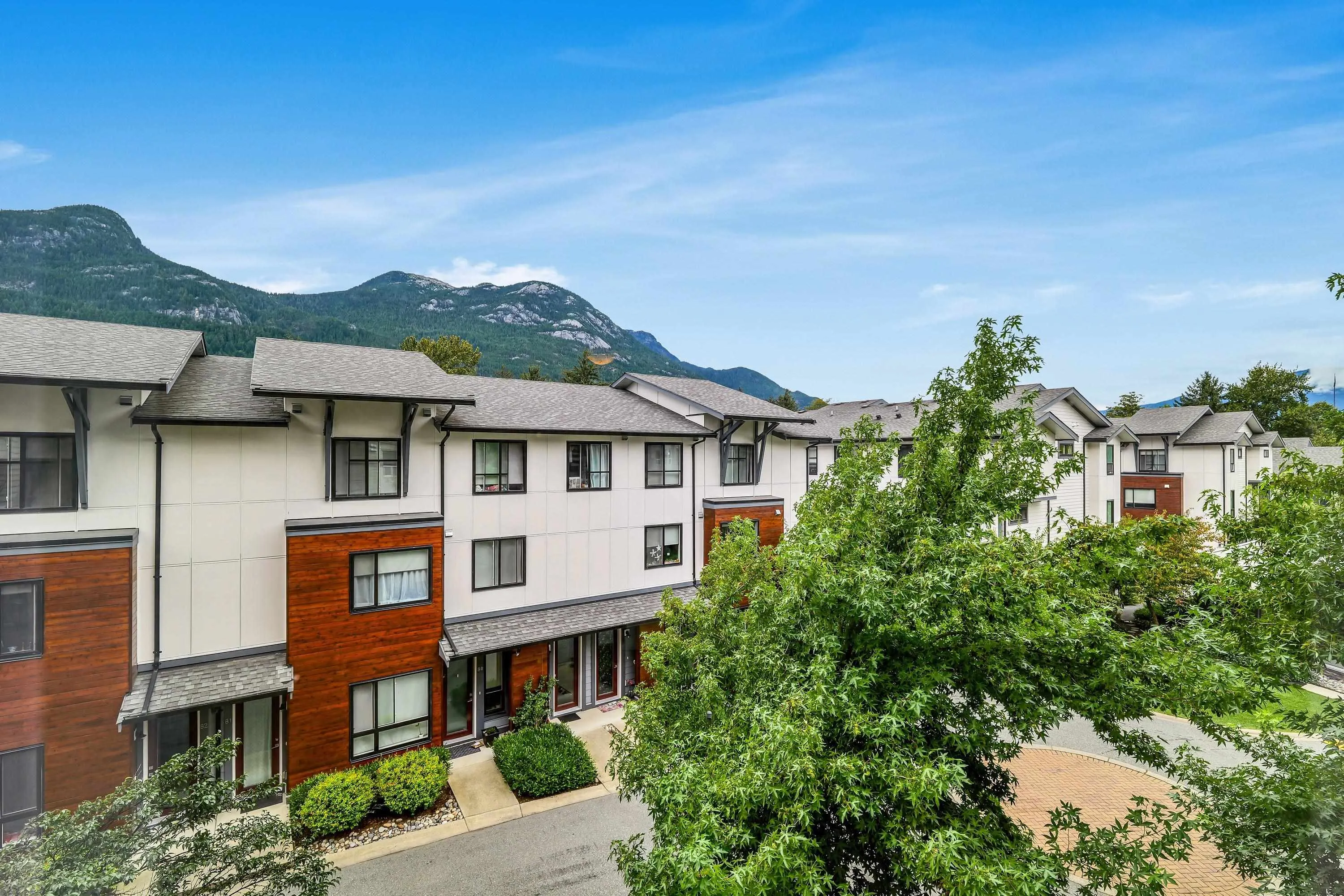 1212 Main Street #305