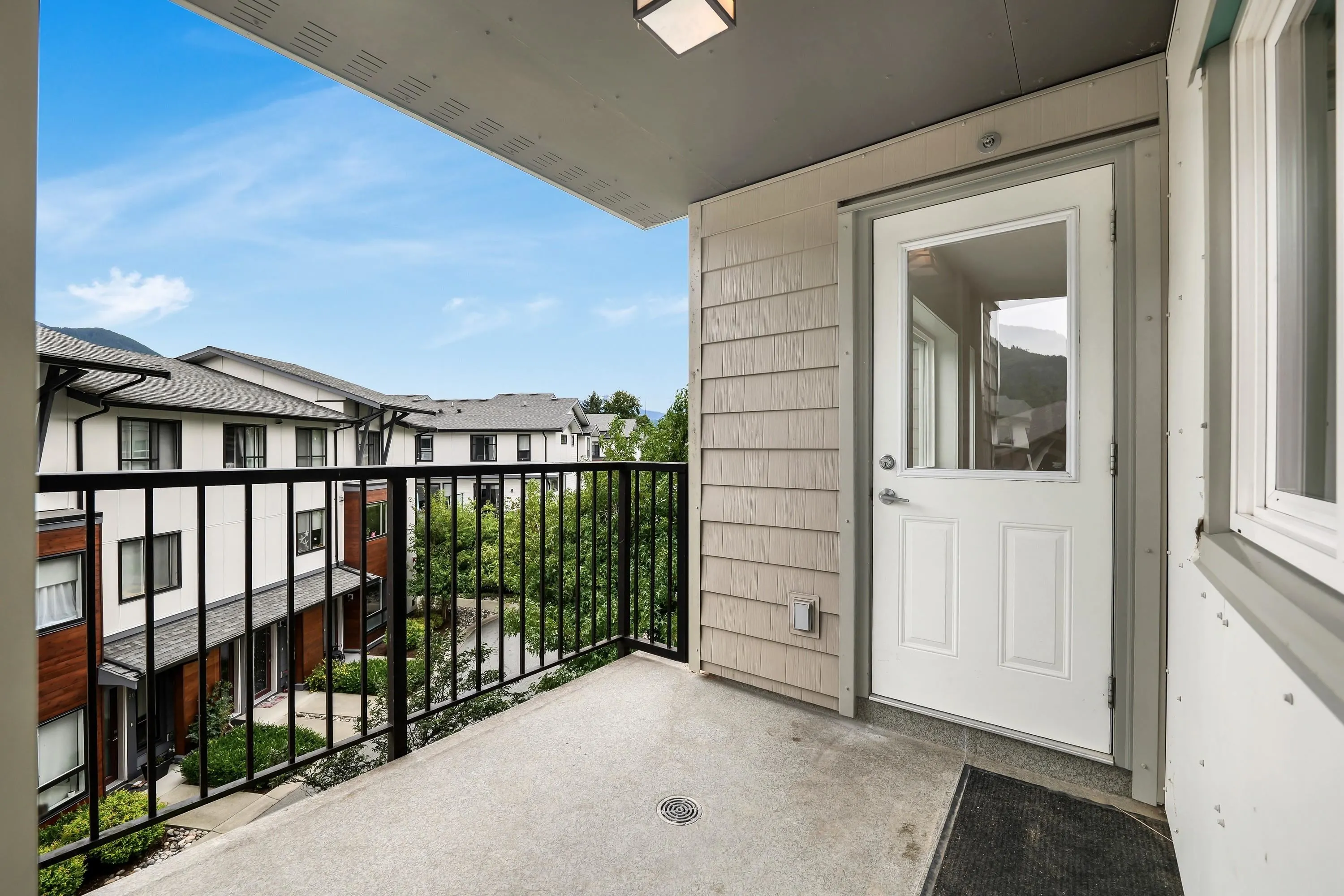 1212 Main Street #305