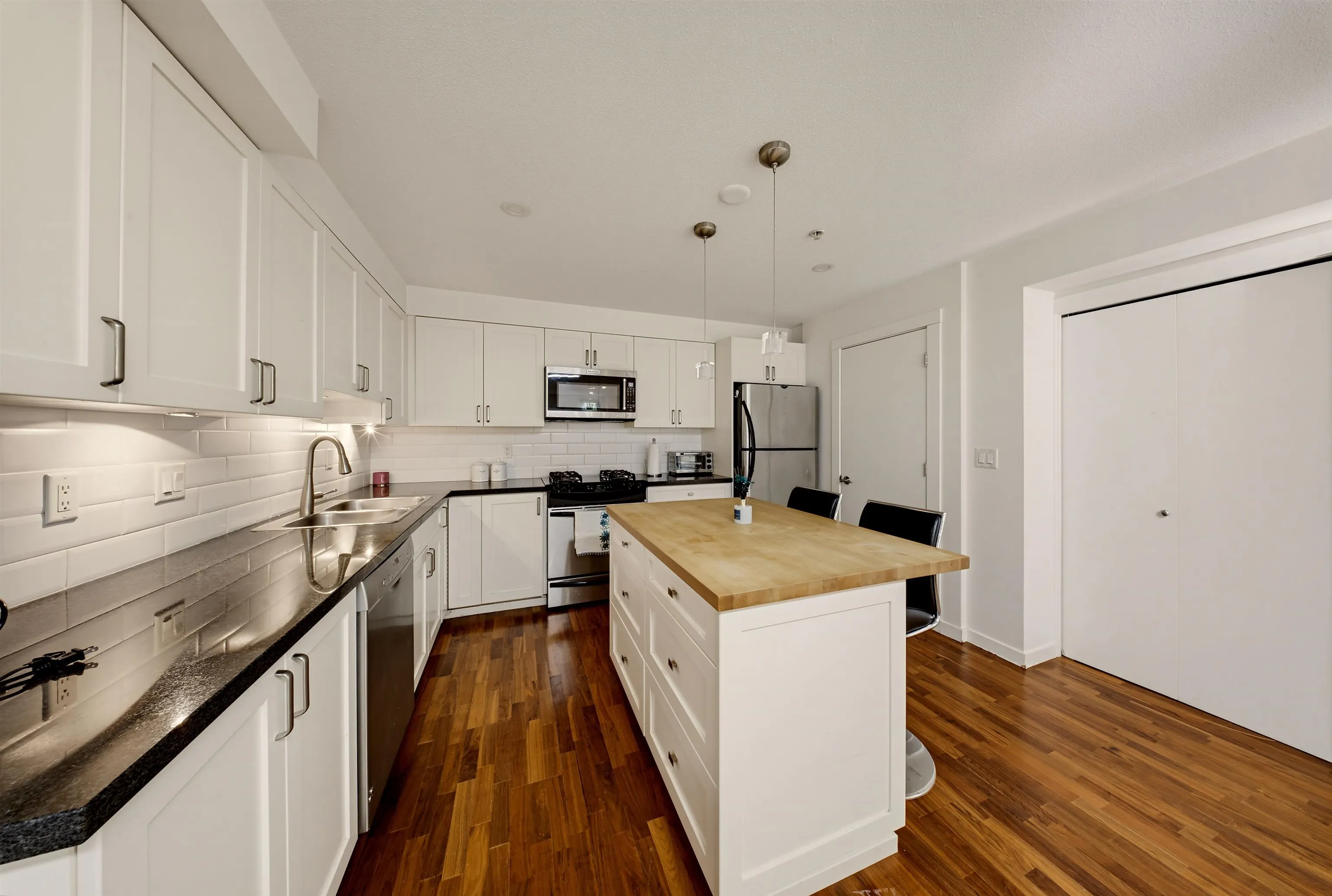 W 12th Avenue #3685