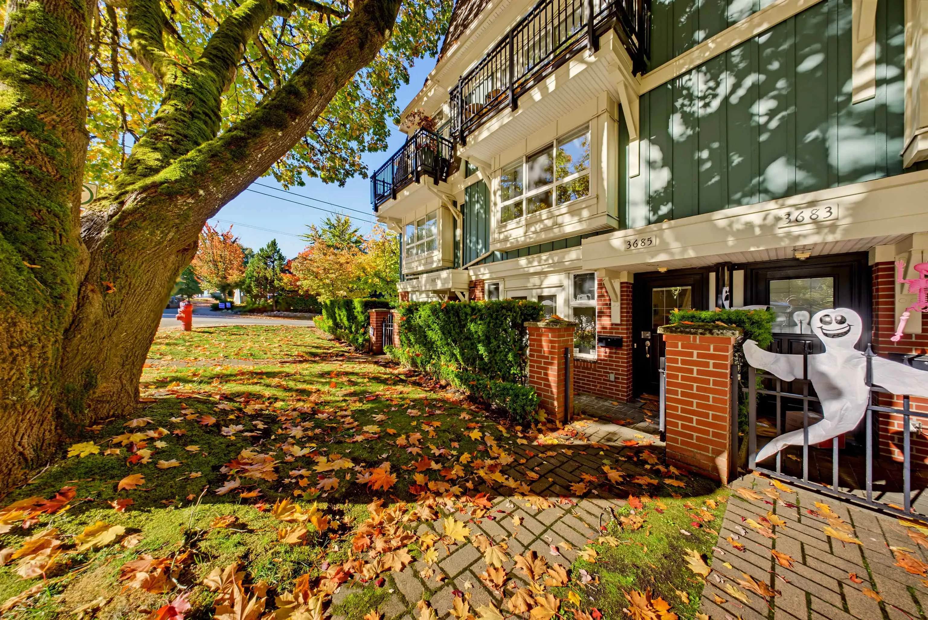 W 12th Avenue #3685