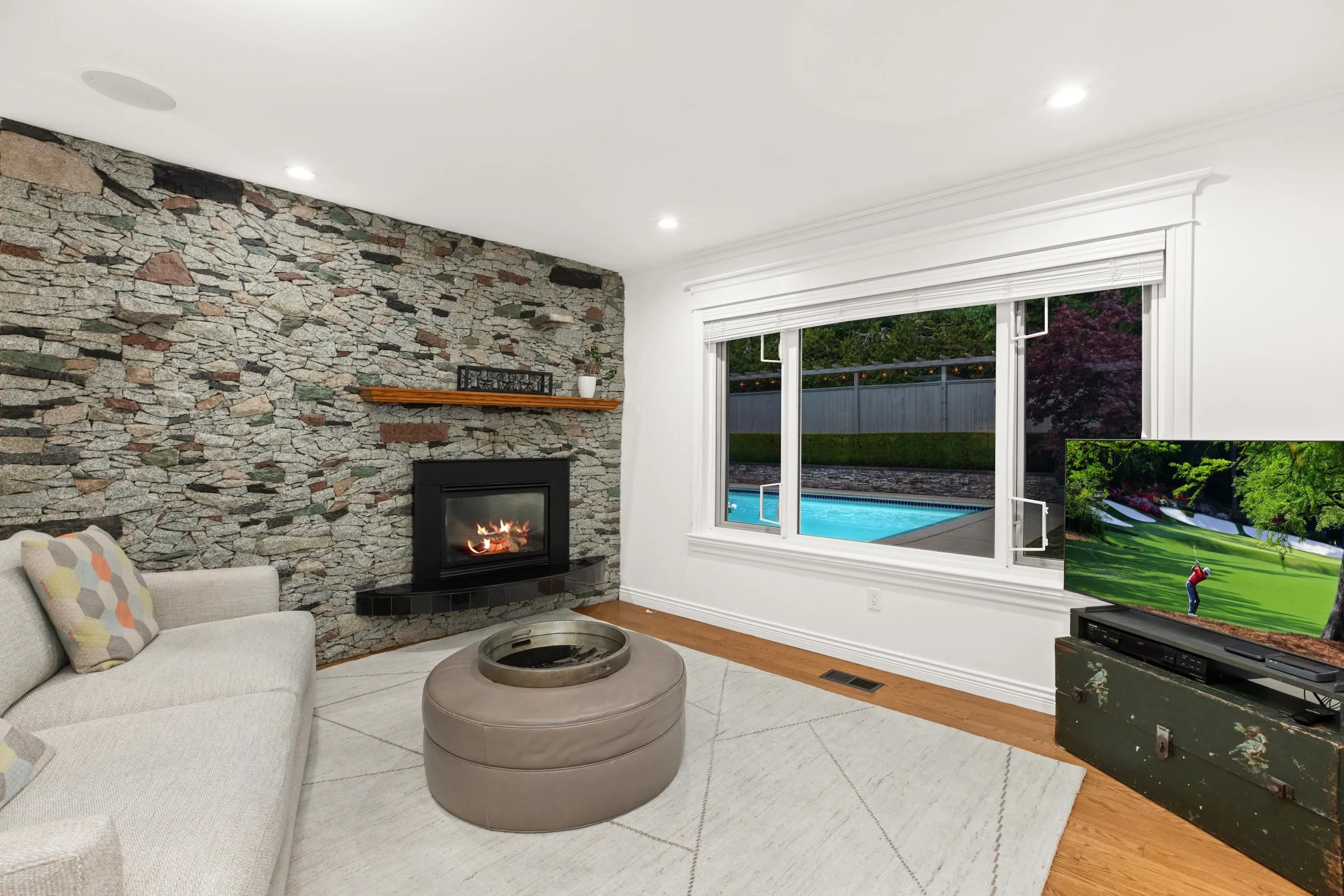 885 Margaree Place