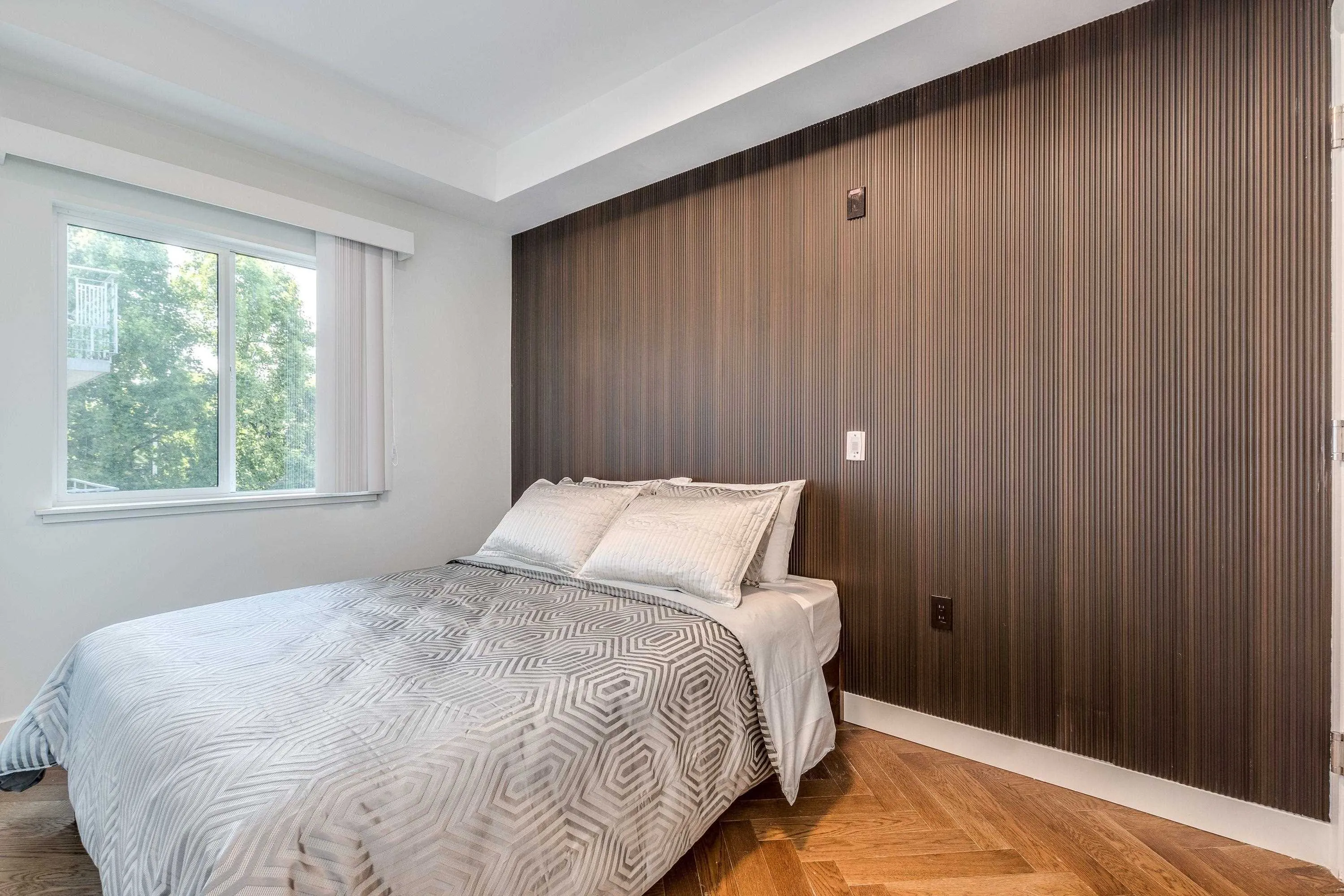 1168 Pendrell Street #303