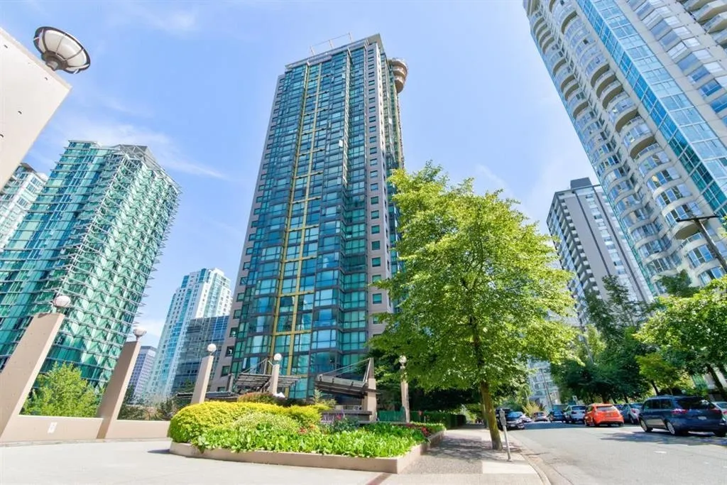 1331 Alberni Street #707