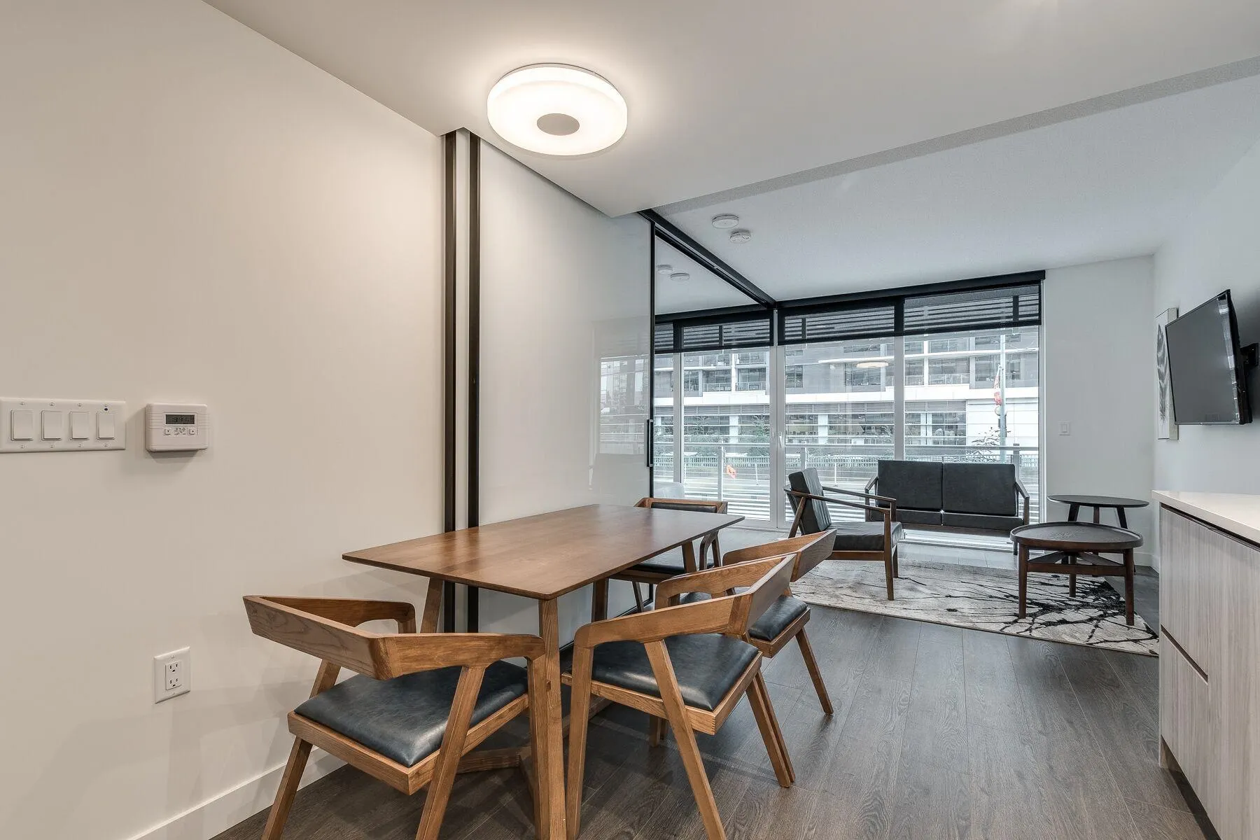 89 Nelson Street #211