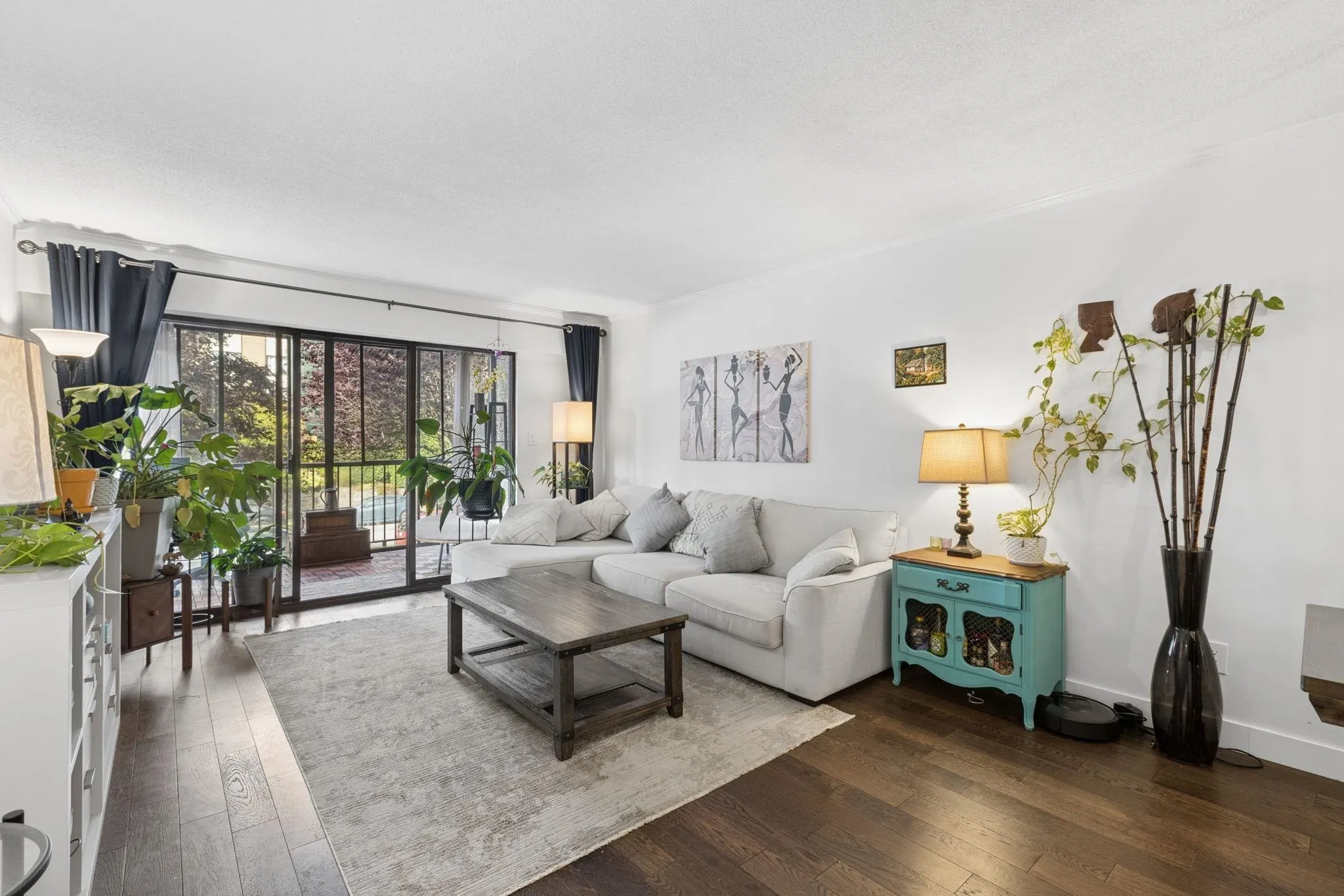 127 E 4th Street #201