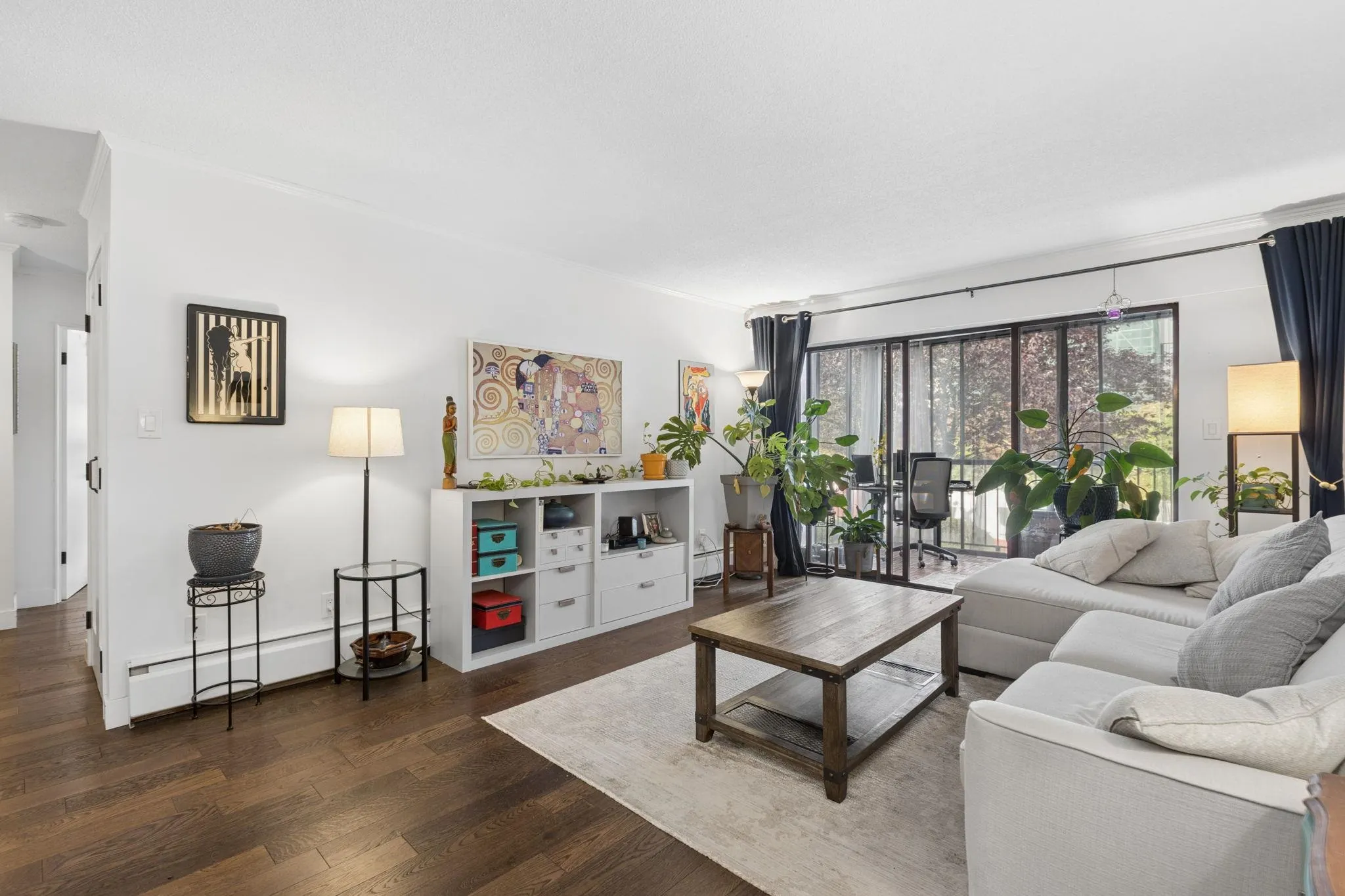 127 E 4th Street #201