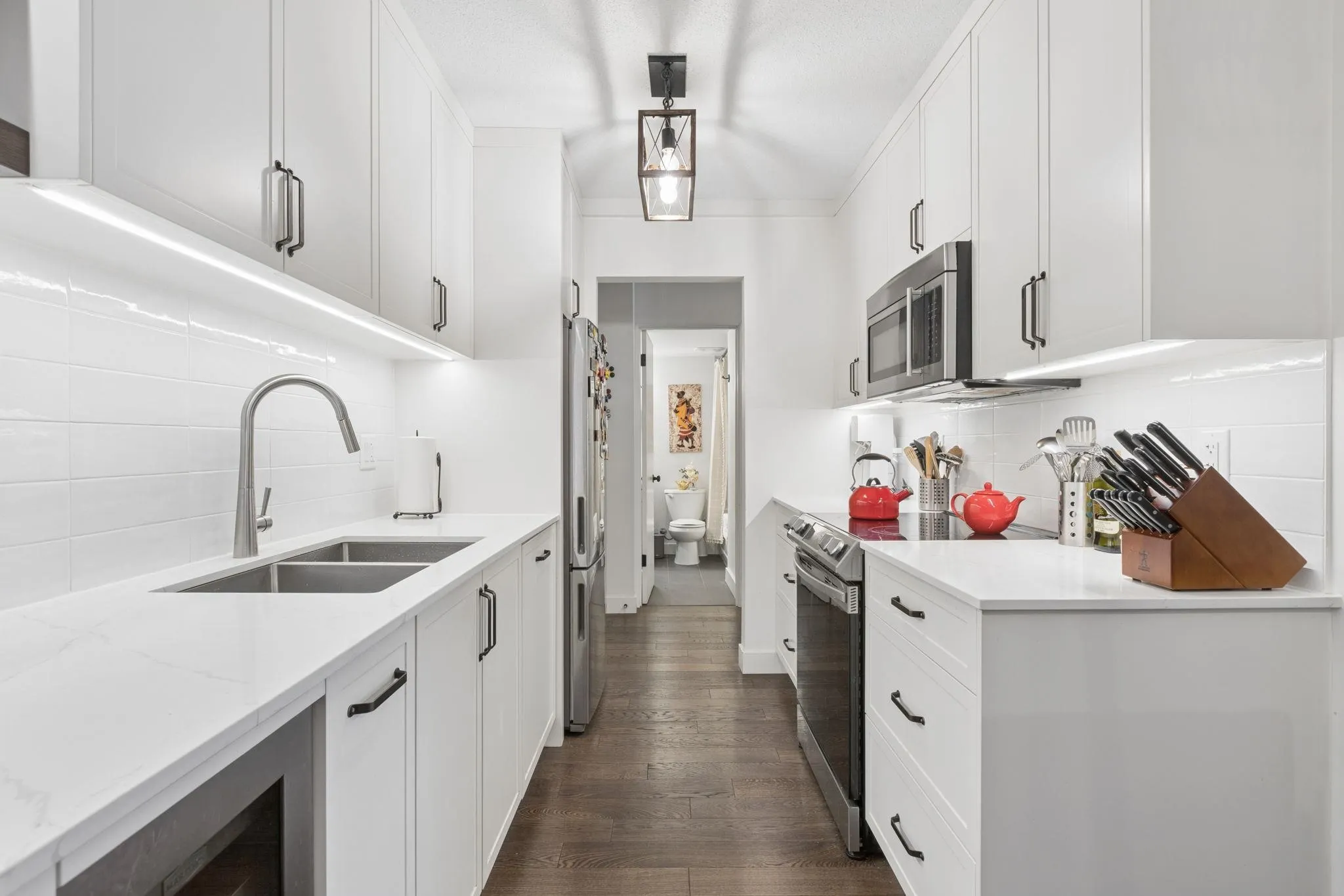 127 E 4th Street #201