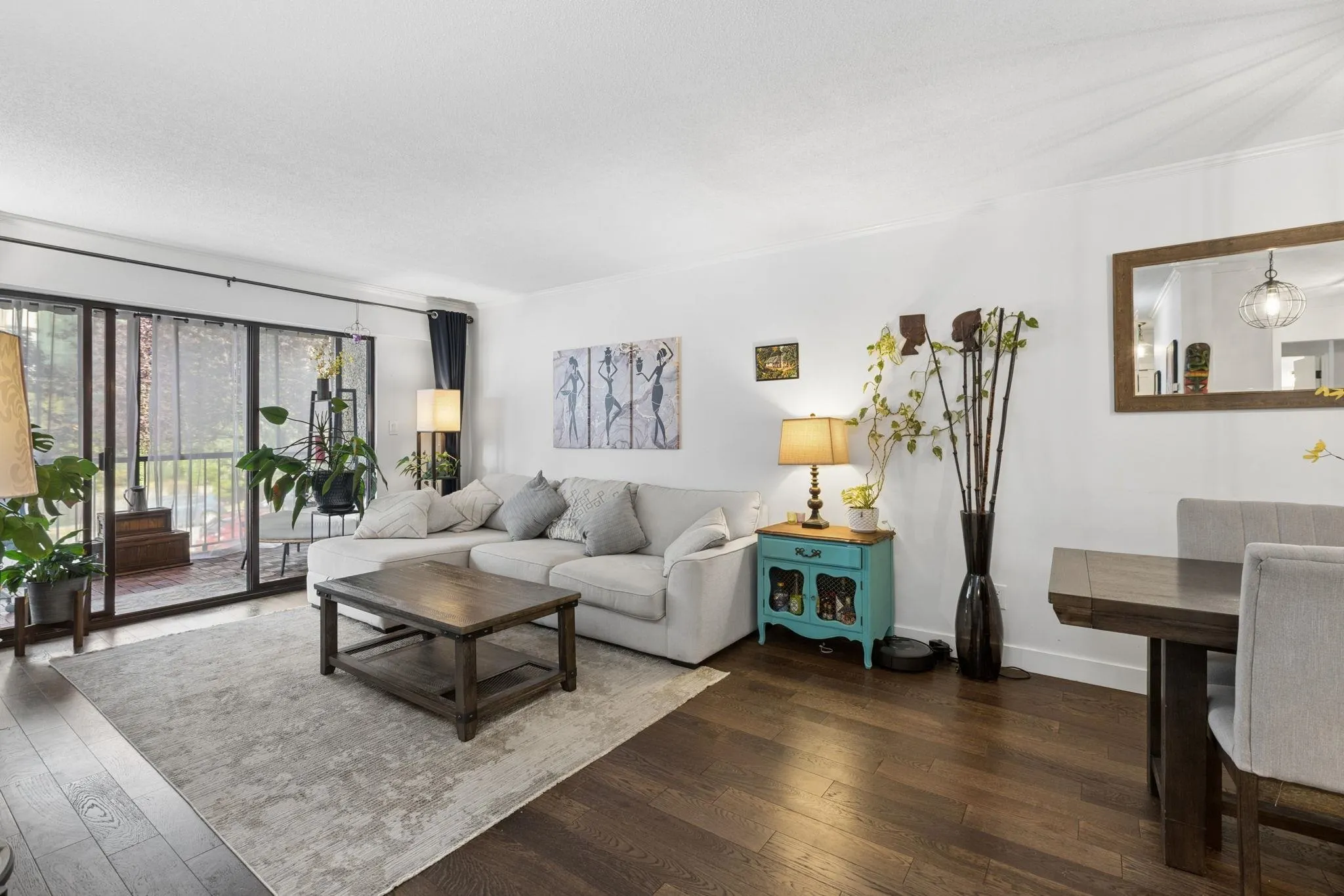 127 E 4th Street #201