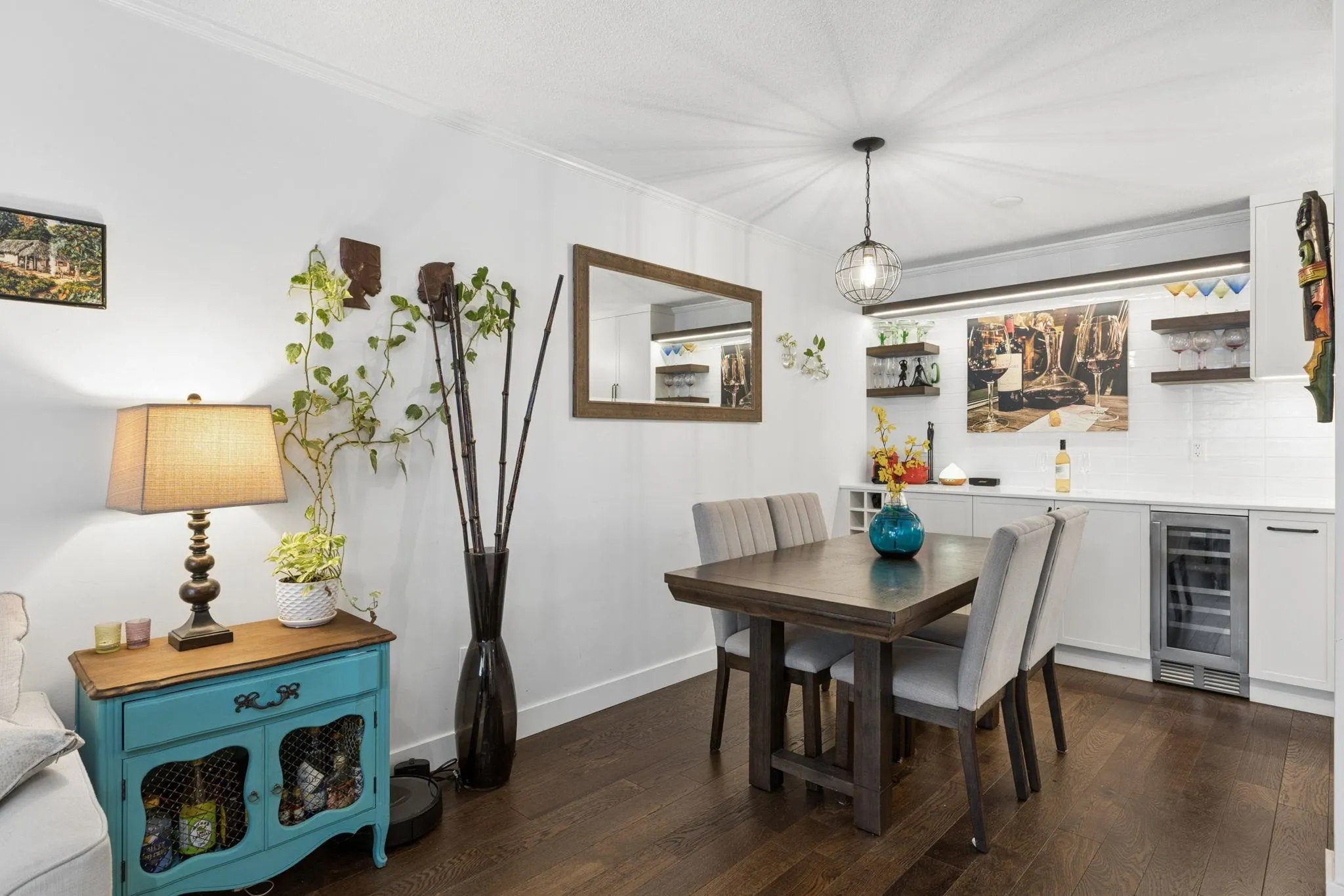 127 E 4th Street #201