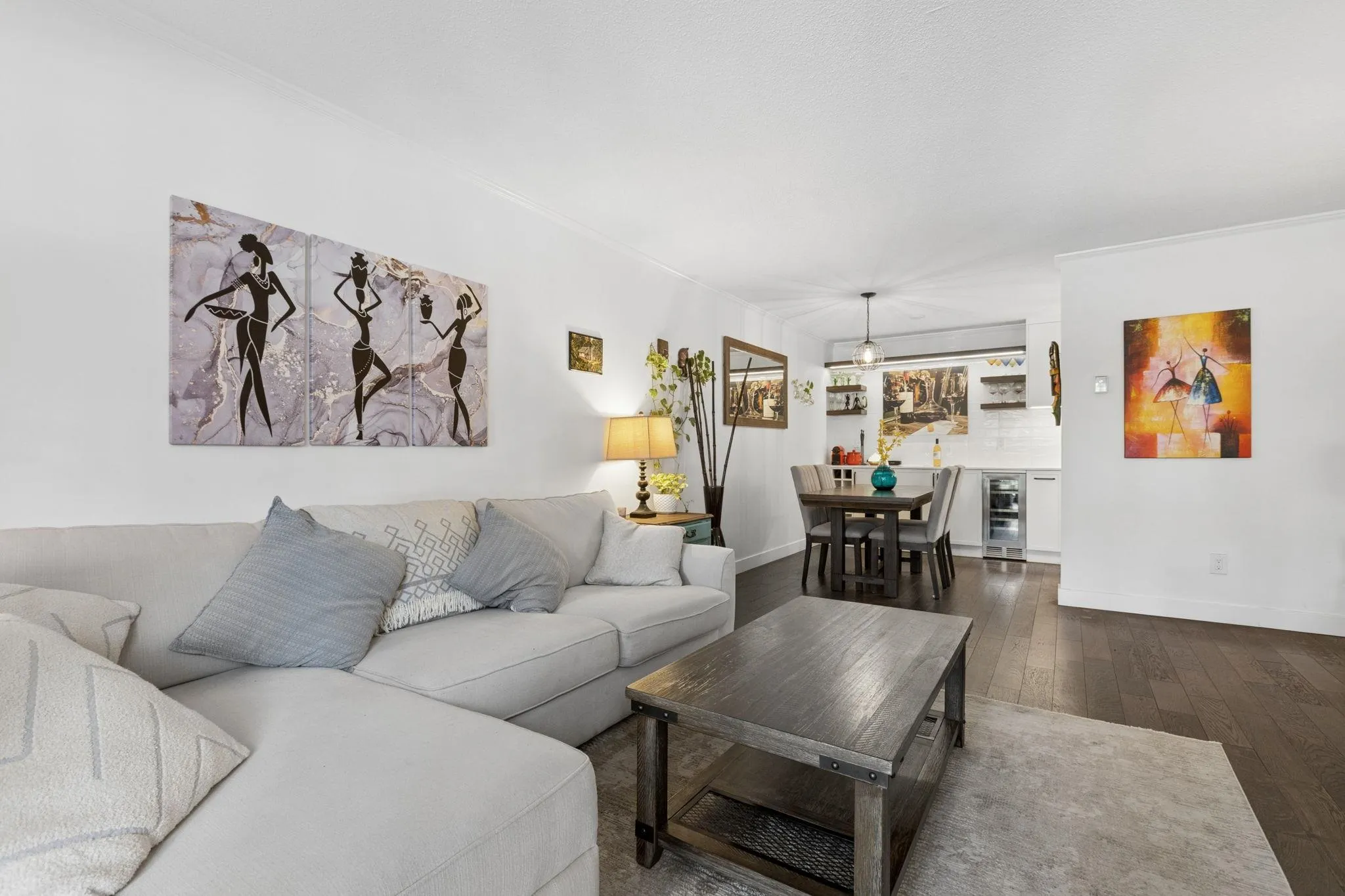 127 E 4th Street #201