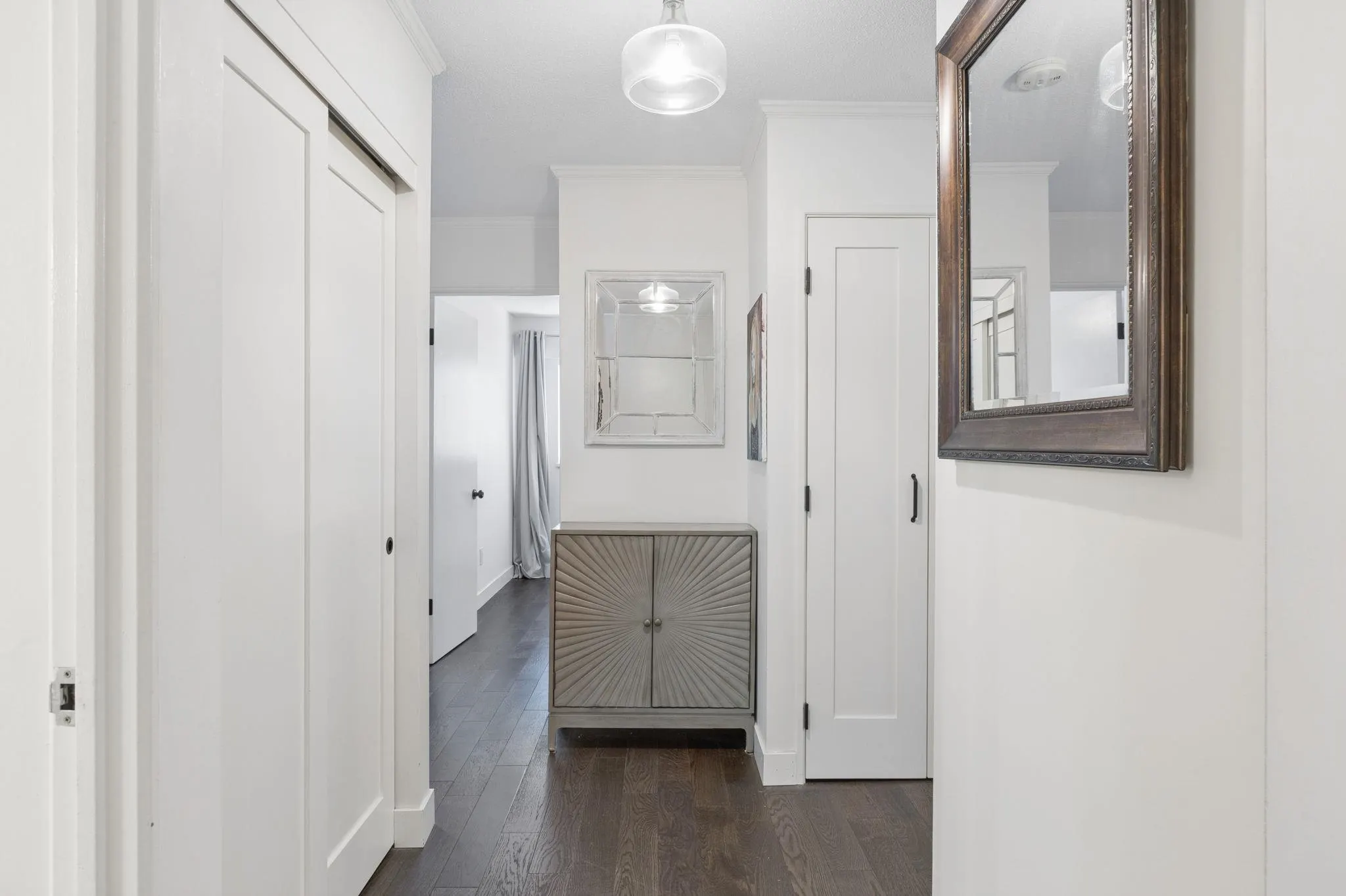 127 E 4th Street #201