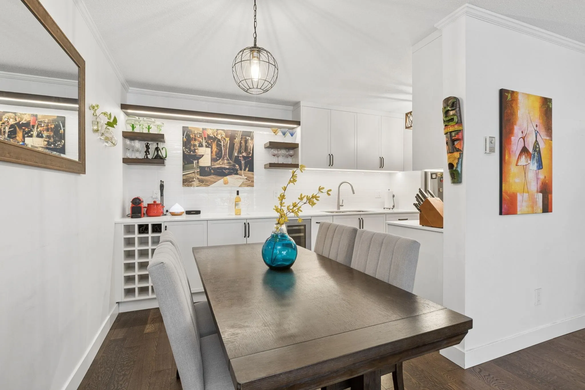 127 E 4th Street #201