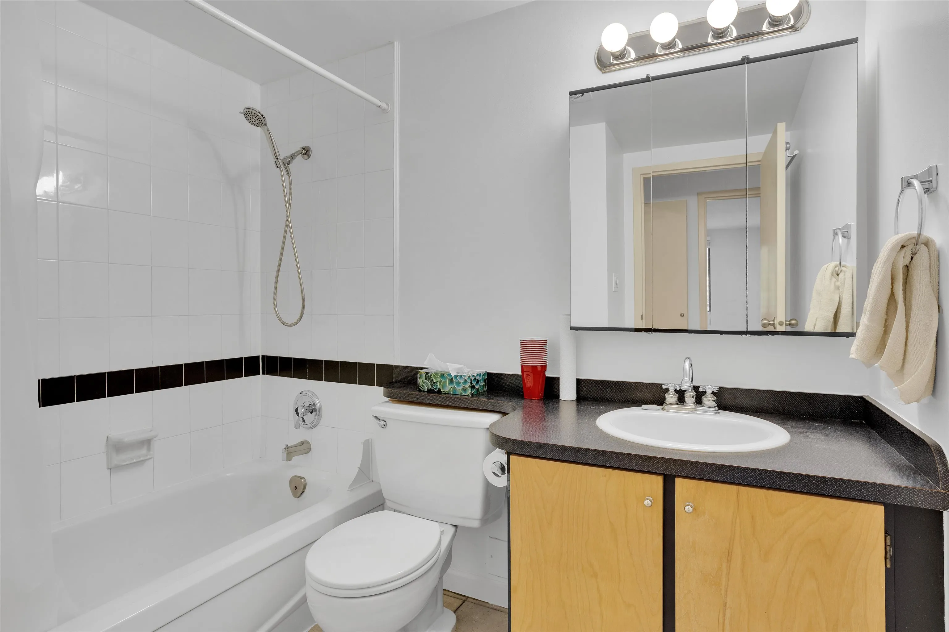 150 E 15th Street #303