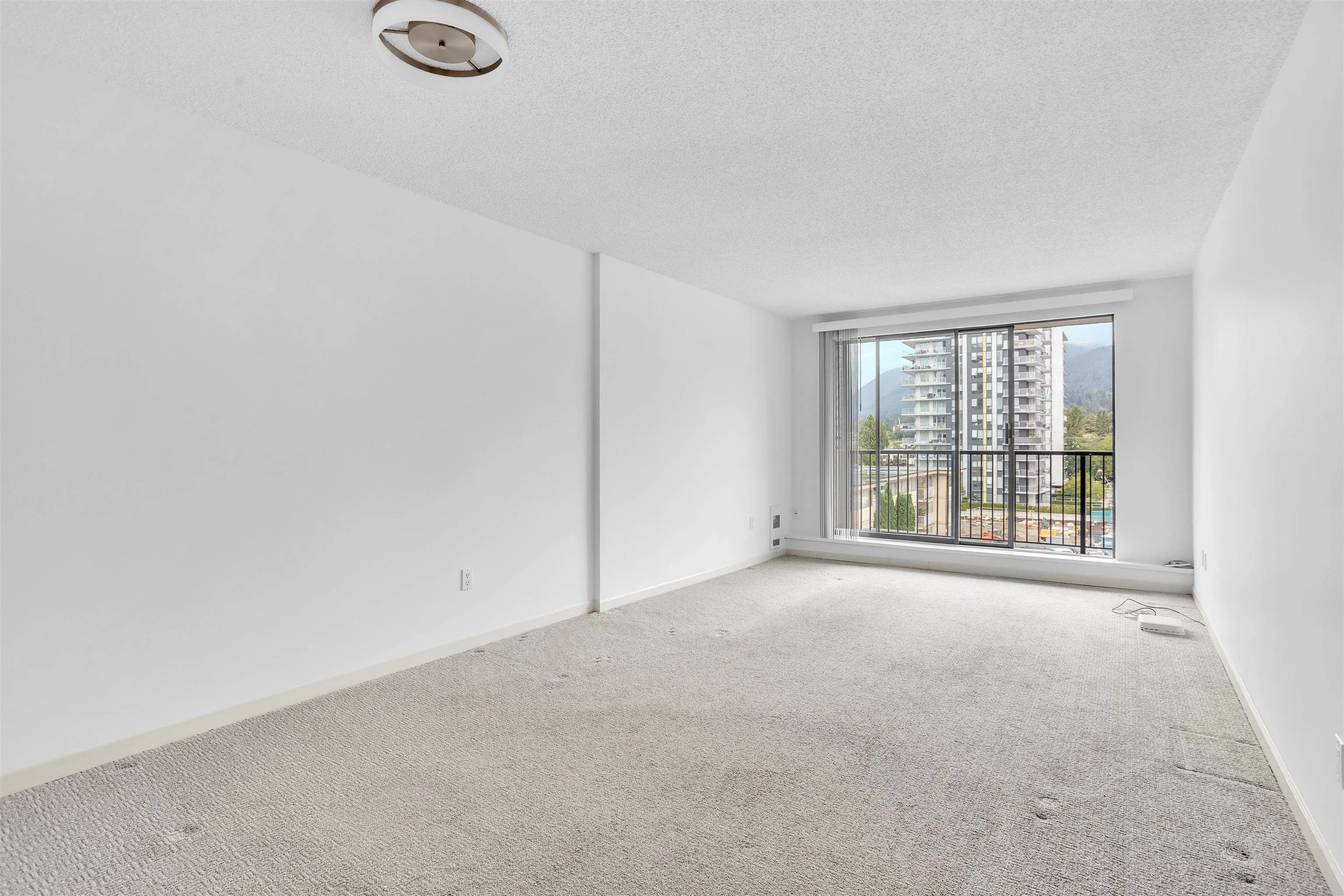 150 E 15th Street #303