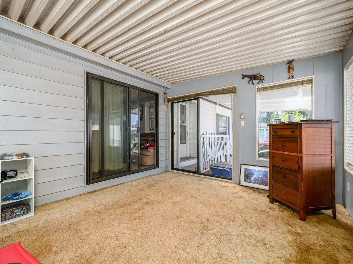 8670 156 Street #9