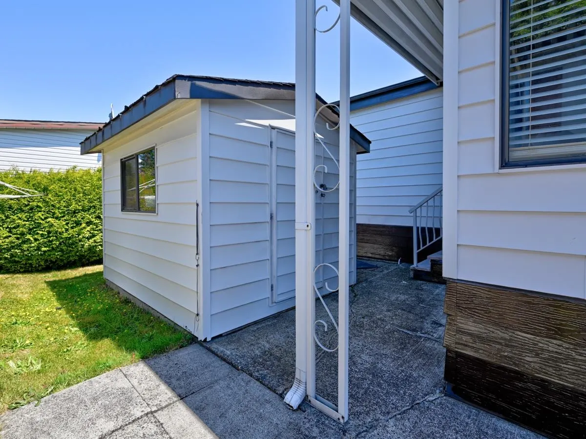 8670 156 Street #9