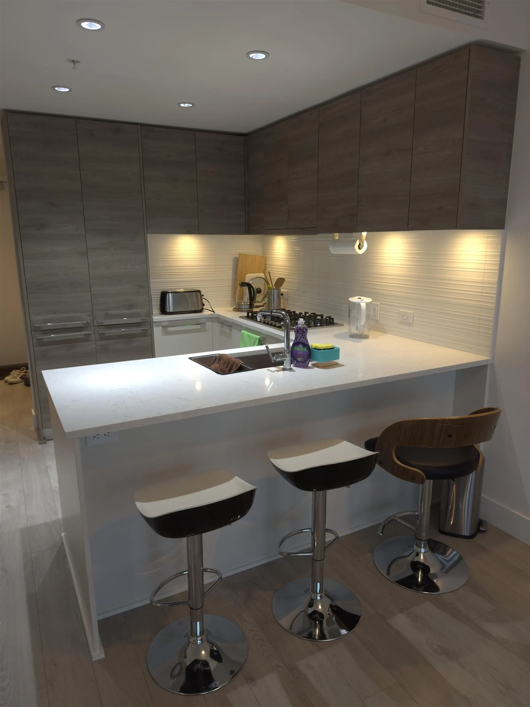 7303 Noble Lane #11XX