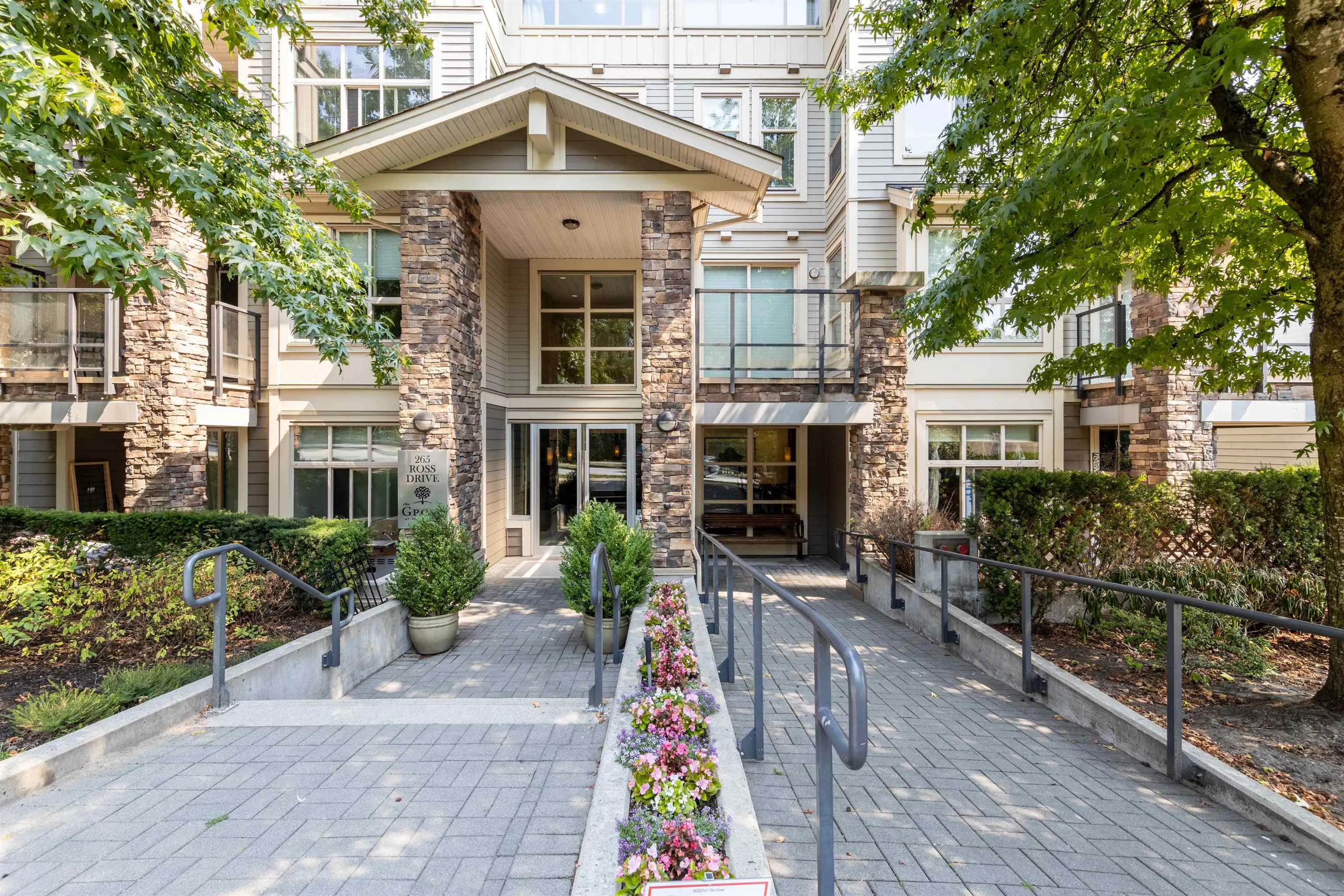 265 Ross Drive #401