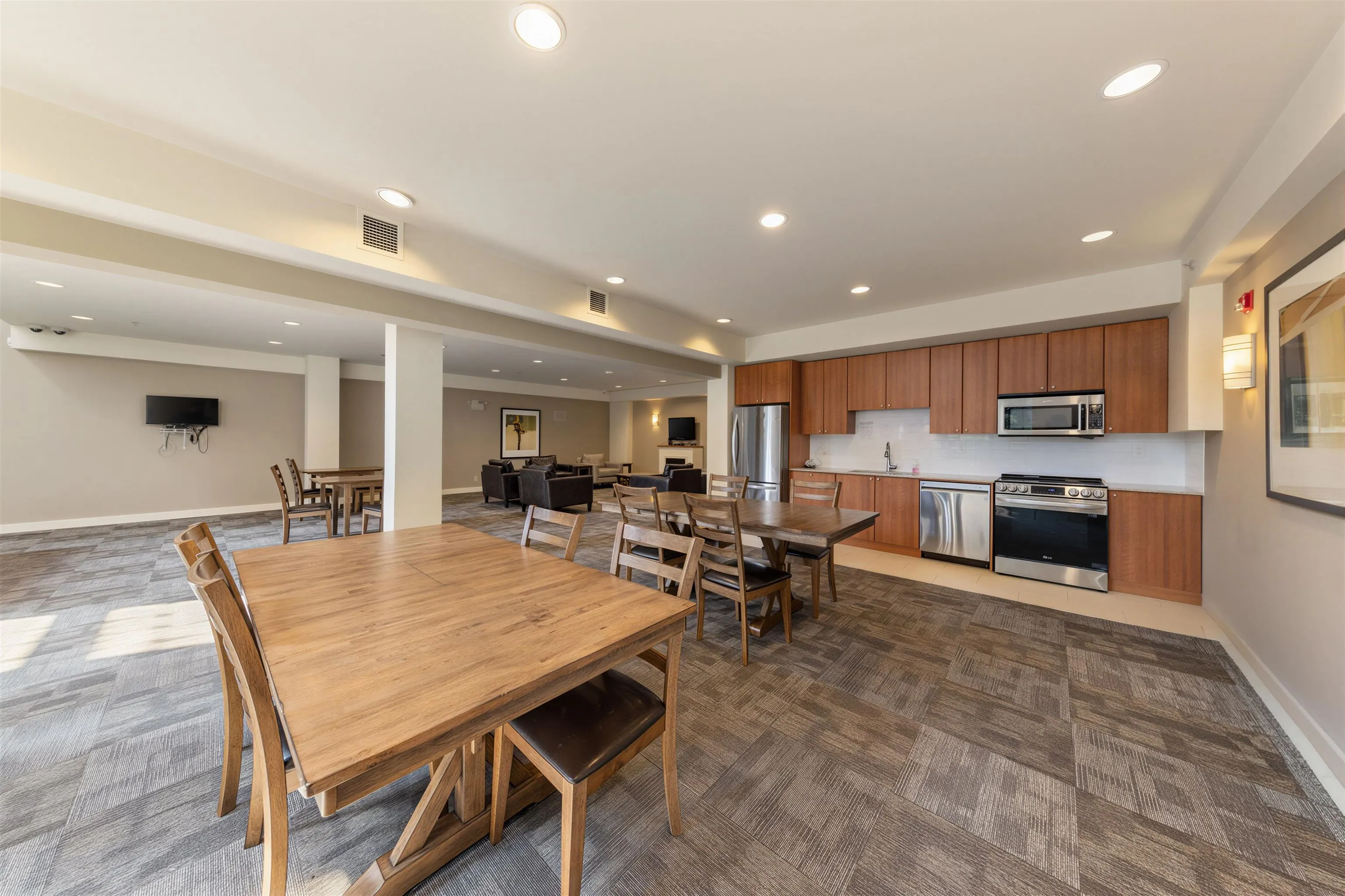 265 Ross Drive #401