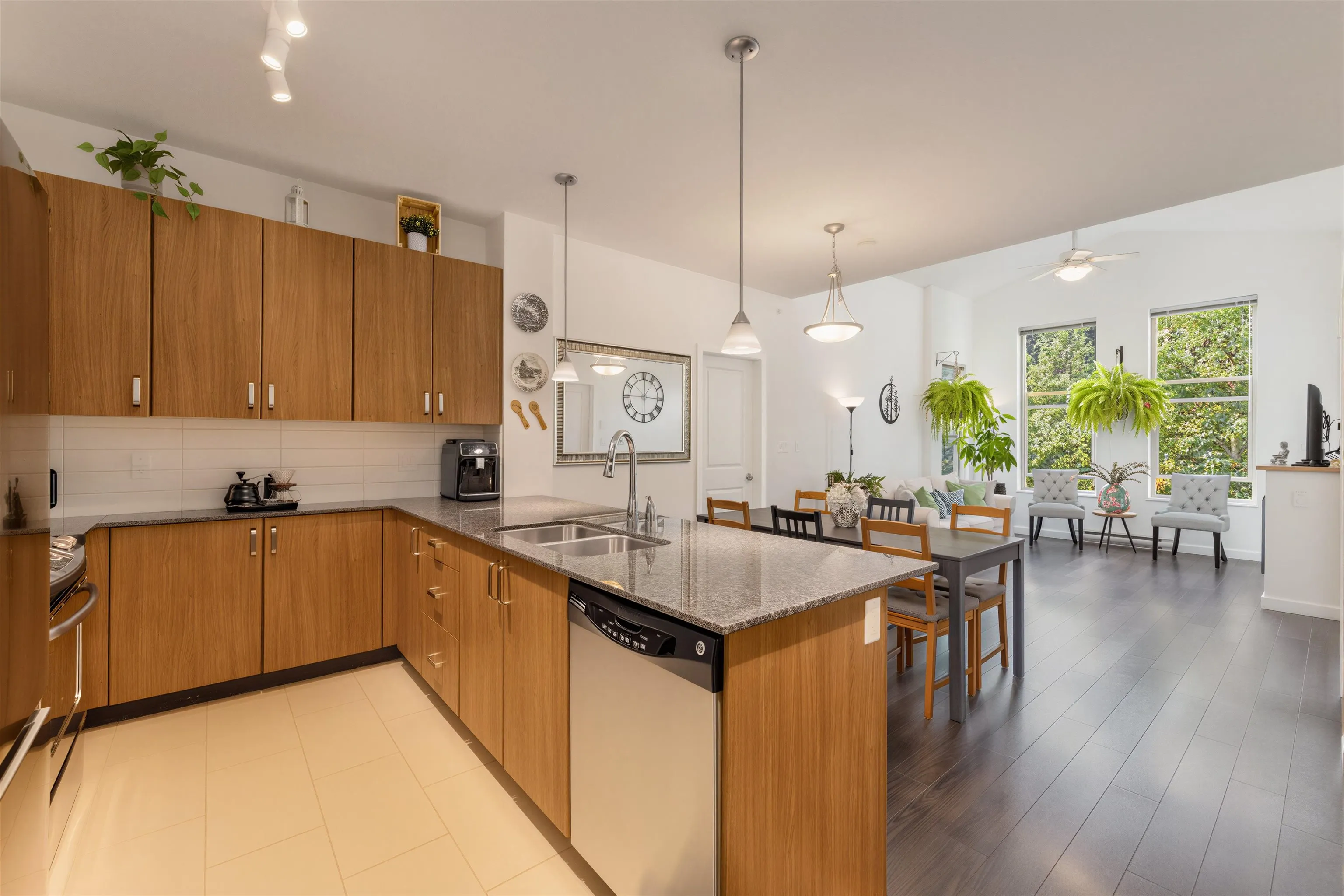 265 Ross Drive #401