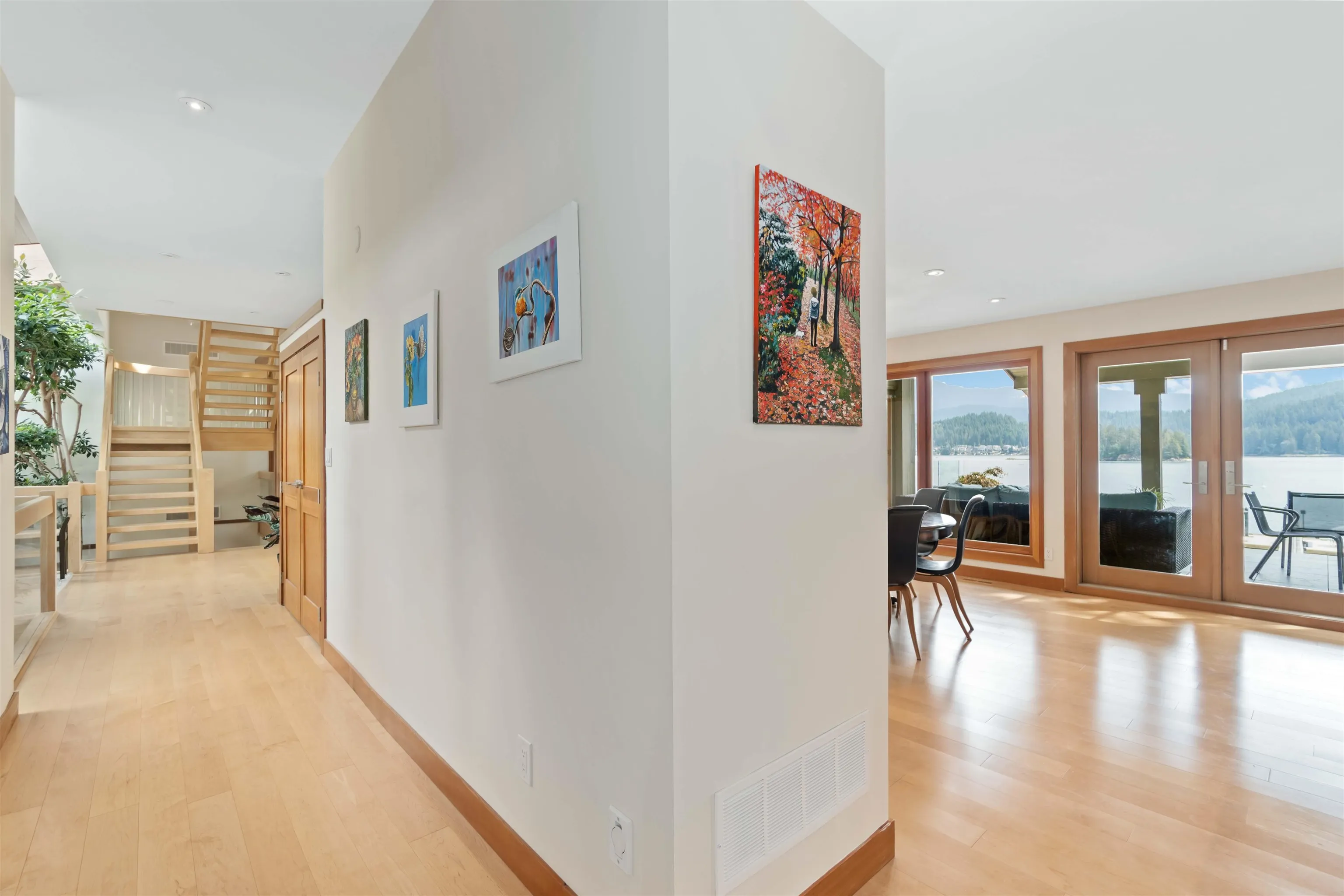 668 Beachview Drive
