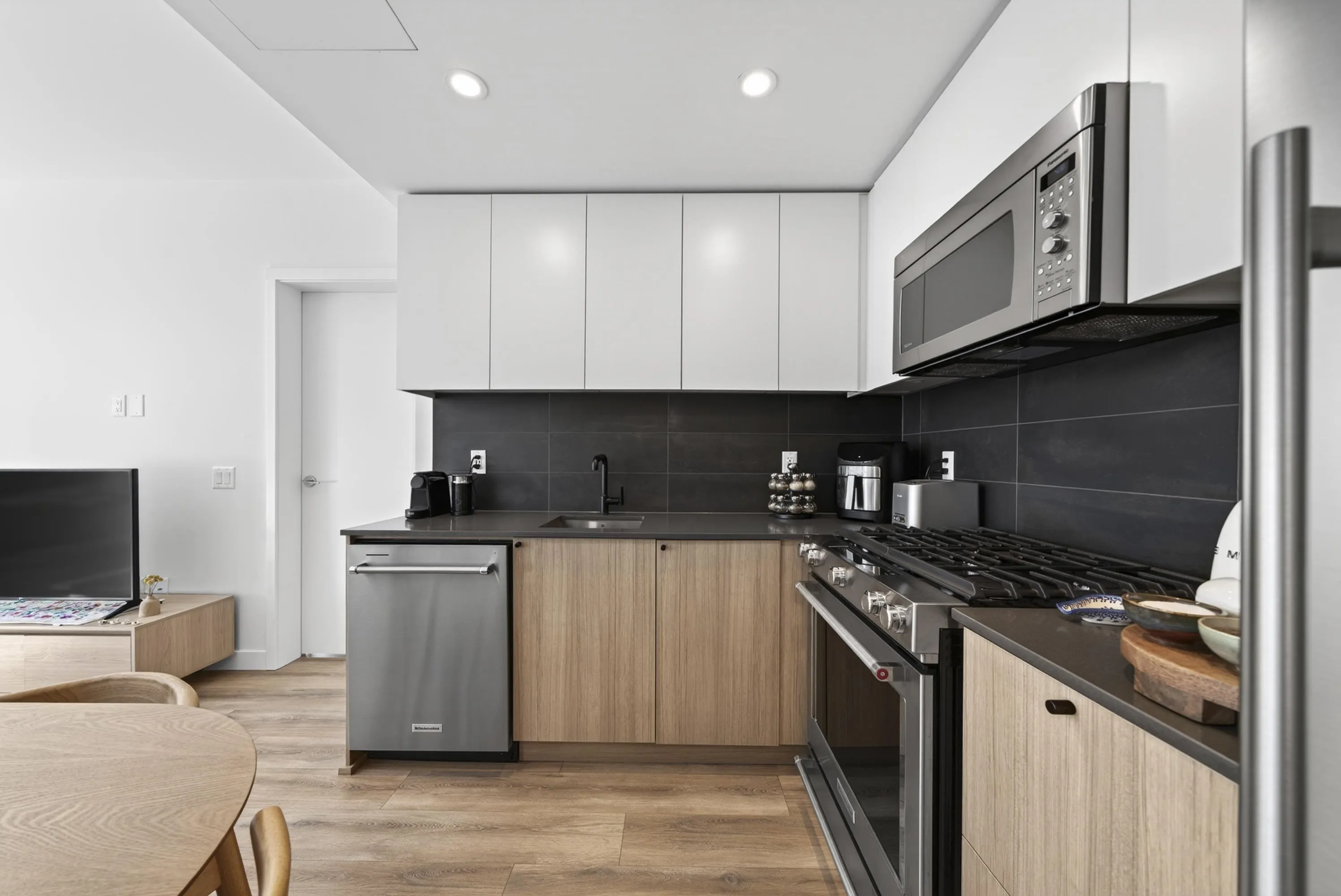 648 Lea Avenue #404
