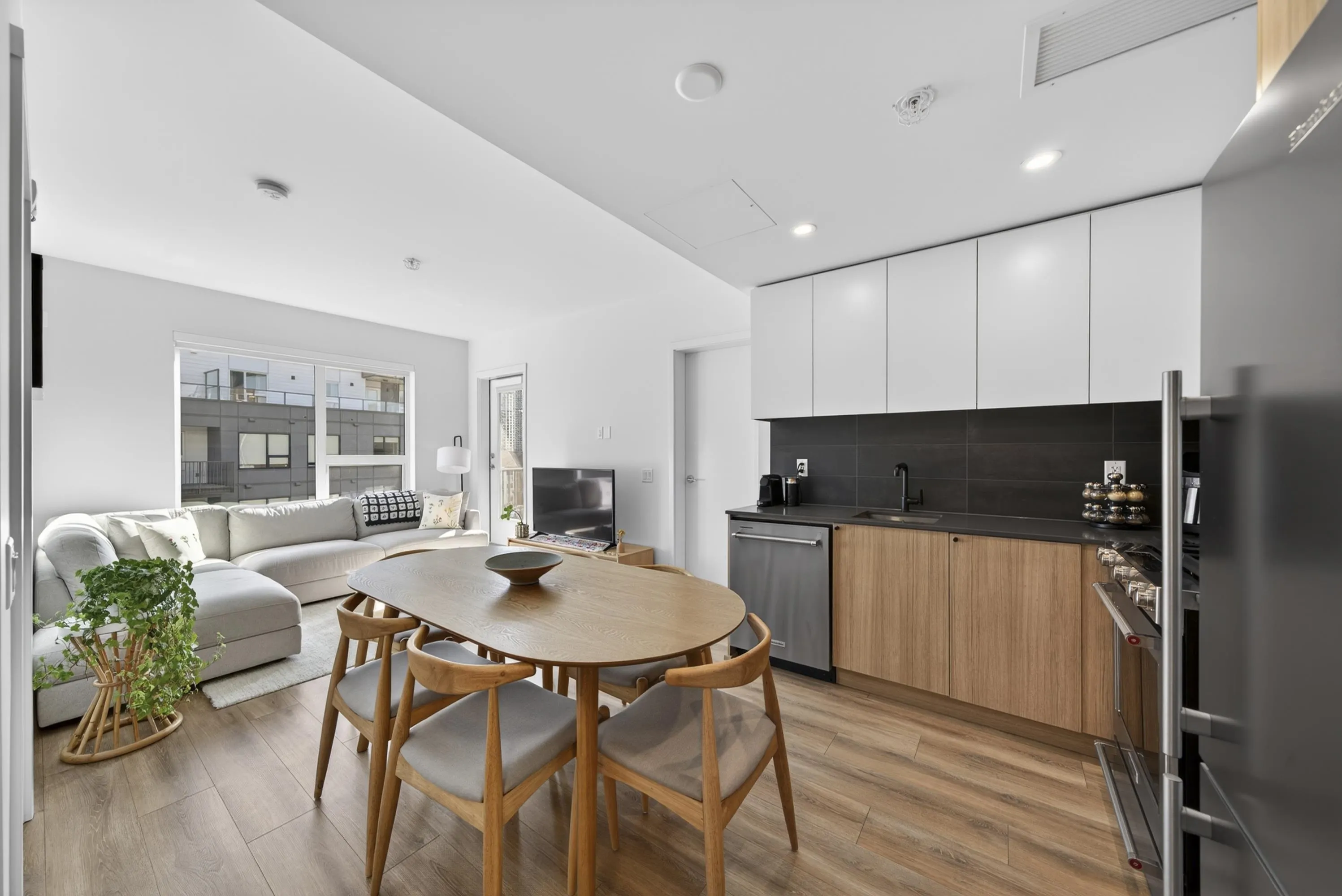 648 Lea Avenue #404