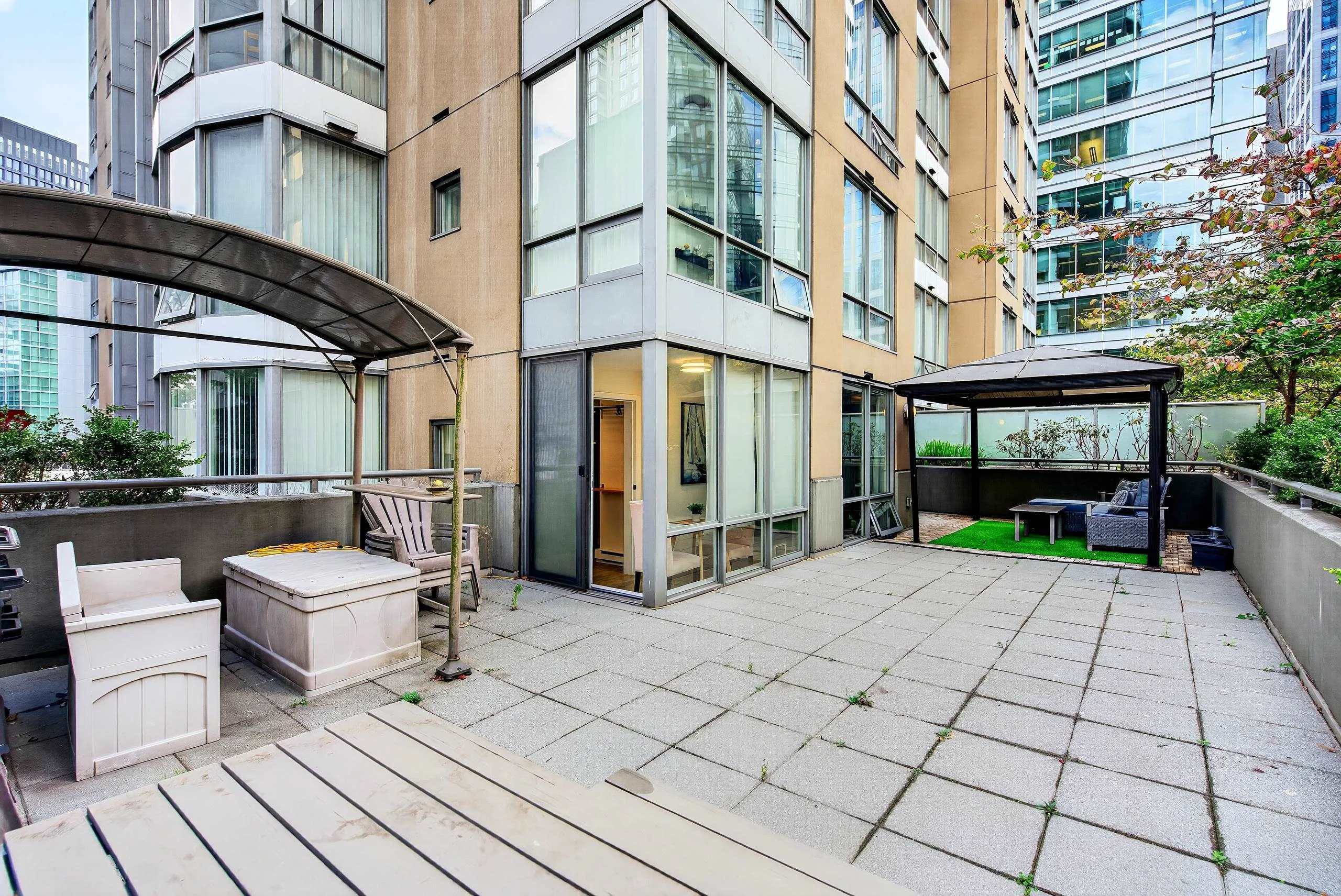 1166 Melville Street #506