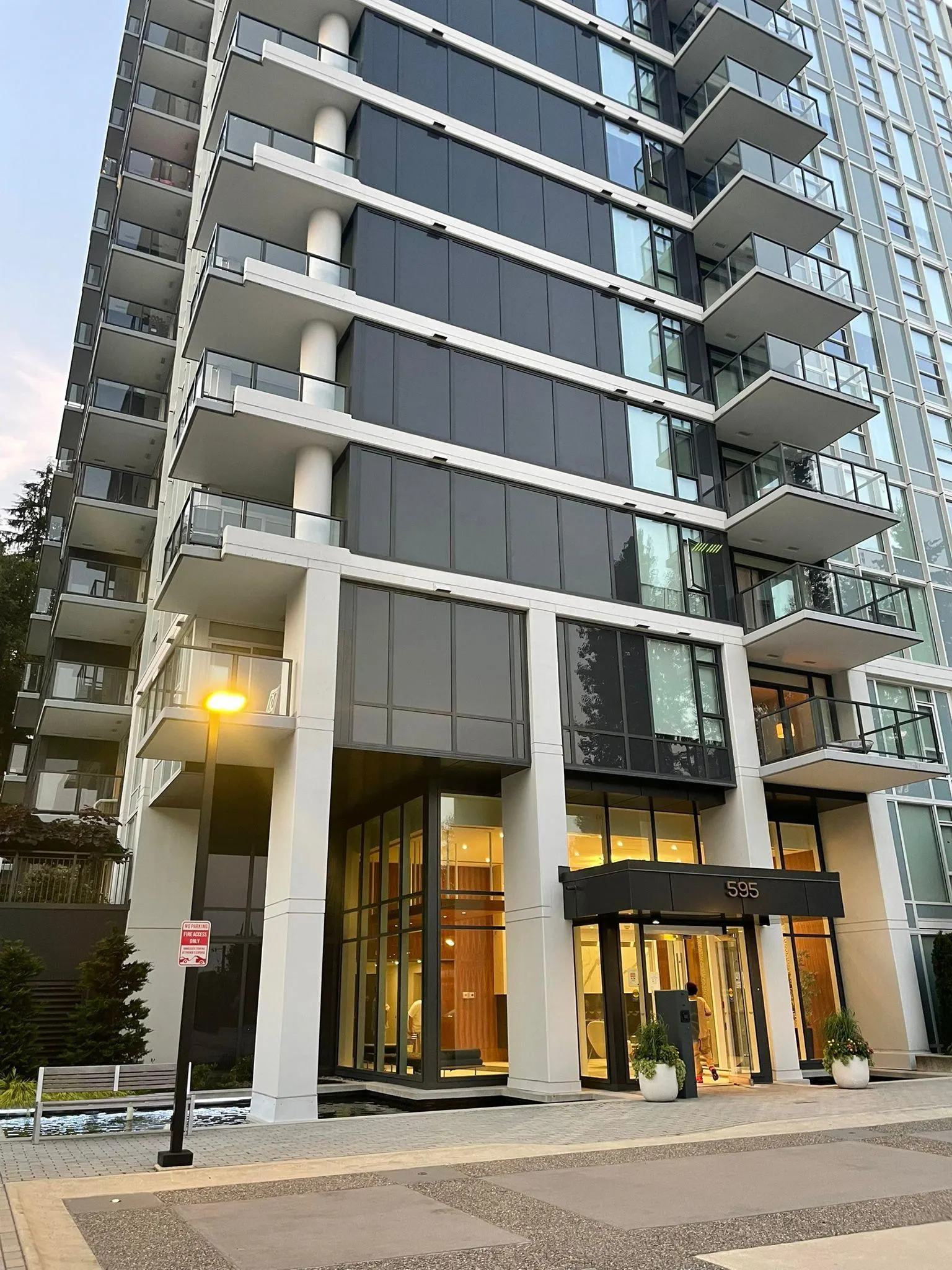 595 Austin Avenue #408