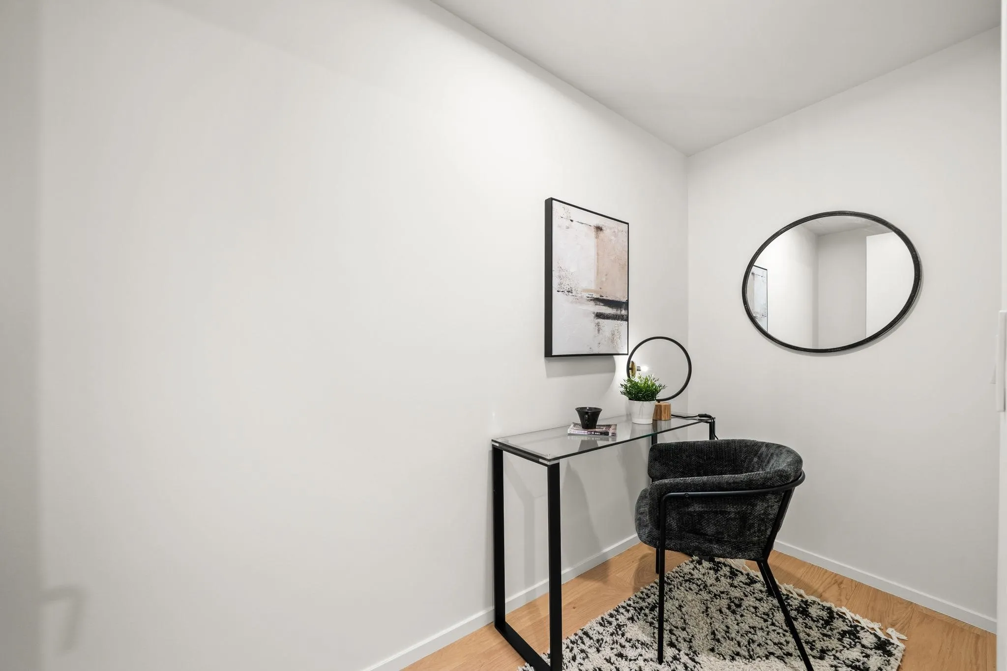 1568 Alberni Street #3702