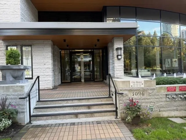 3096 Windsor Gate #1505