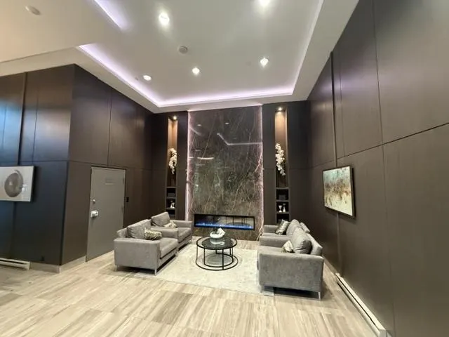 3096 Windsor Gate #1505