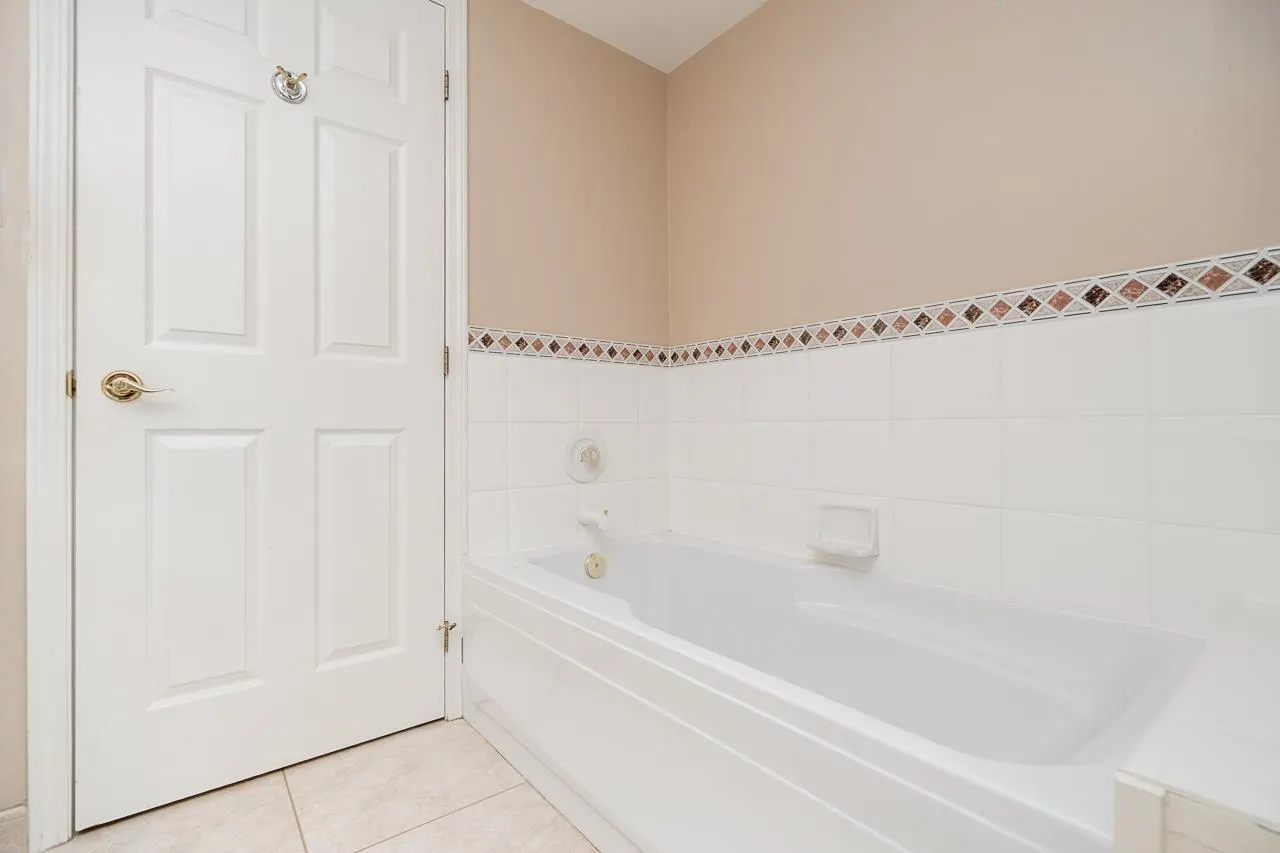 3658 Banff Court #411