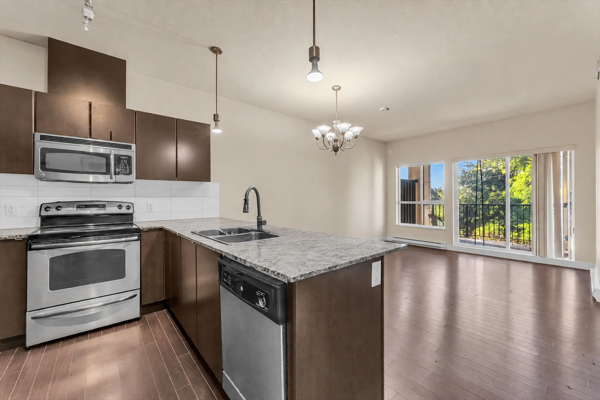 9655 King George Boulevard #409