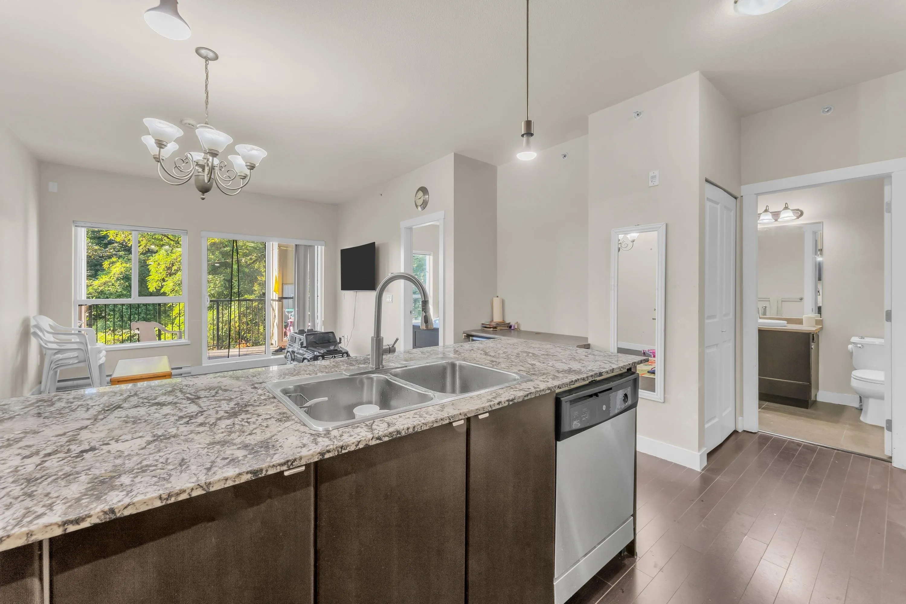 9655 King George Boulevard #409