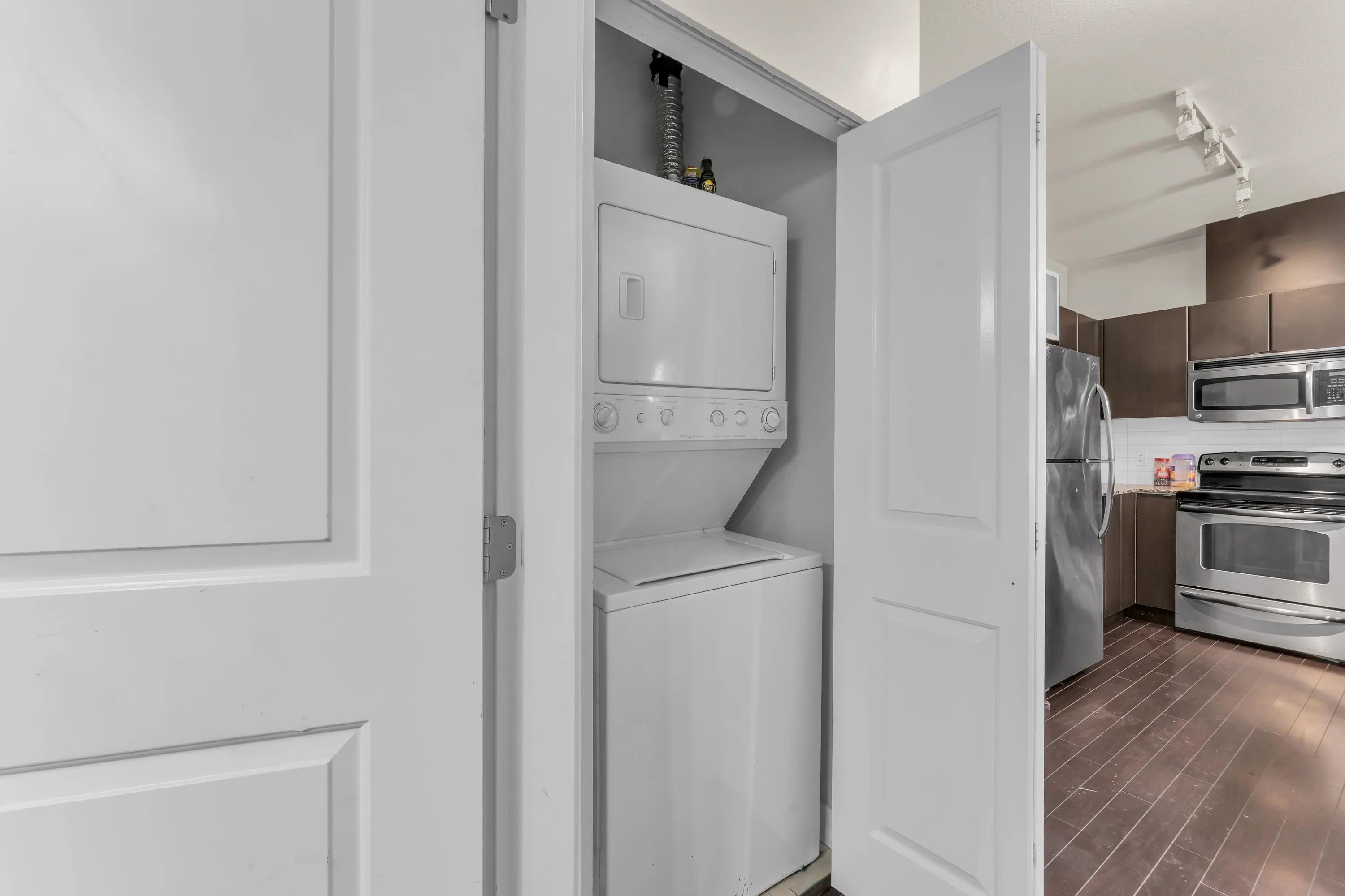 9655 King George Boulevard #409