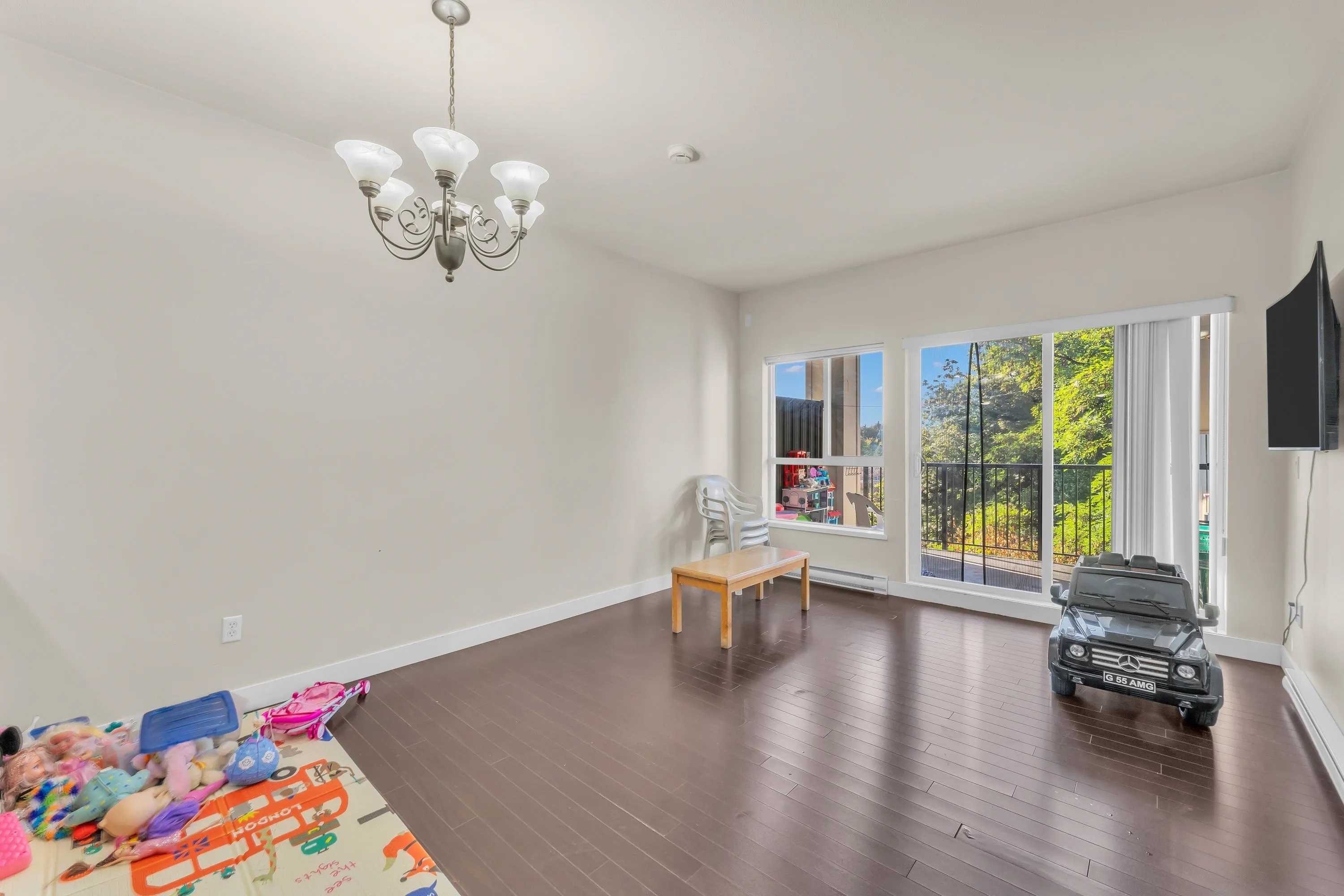9655 King George Boulevard #409