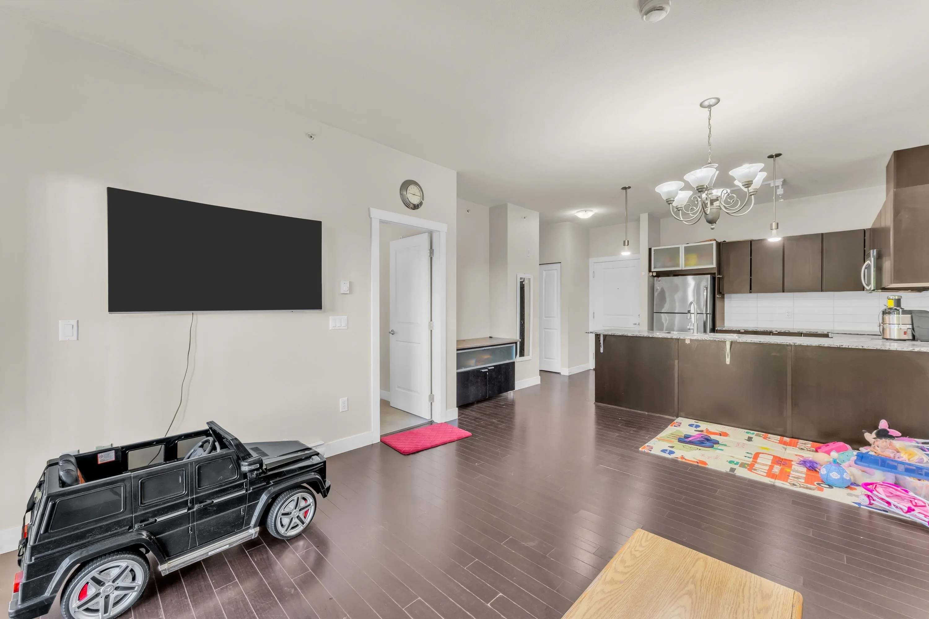 9655 King George Boulevard #409