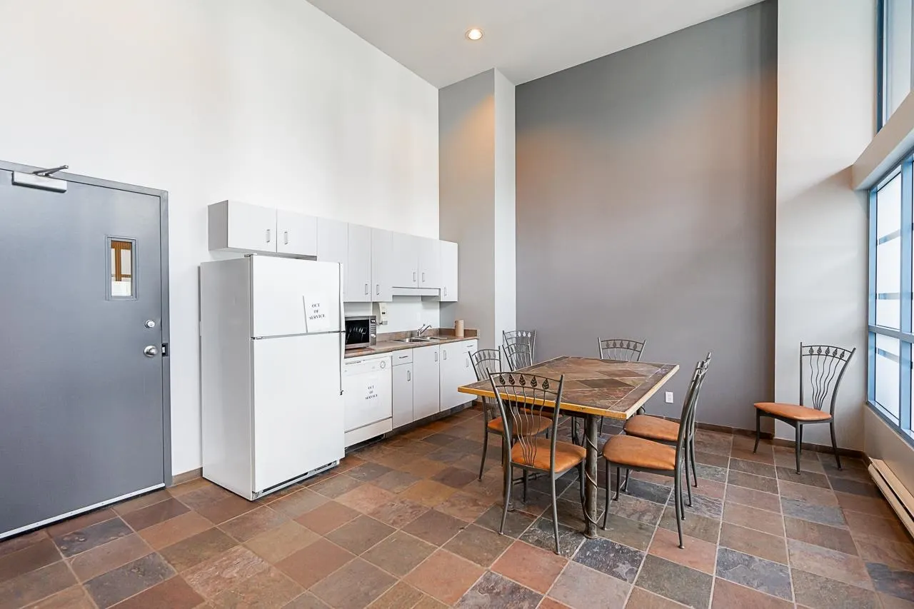 1238 Seymour Street #212