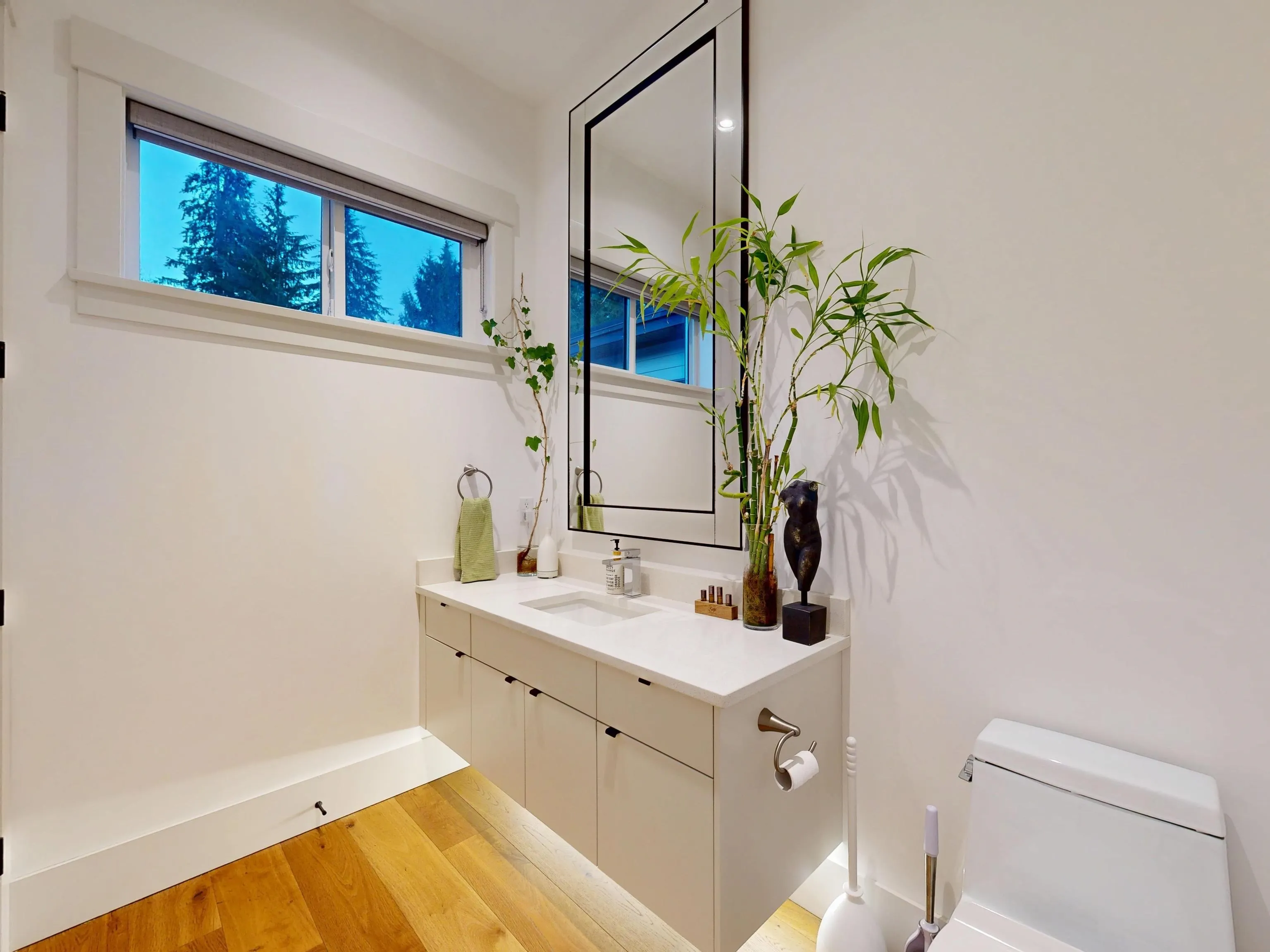 3295 Sunnyside Road #52