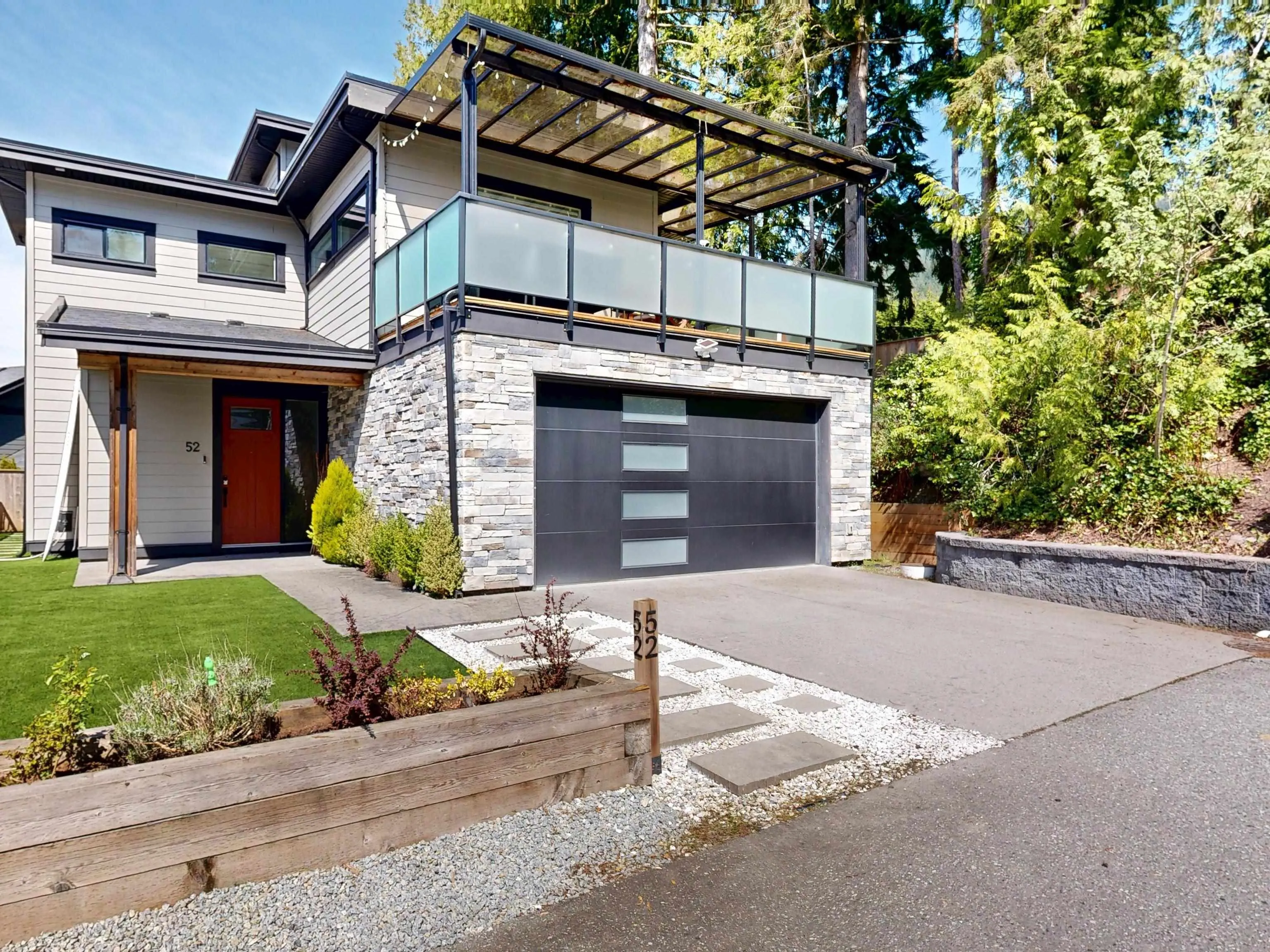 3295 Sunnyside Road #52