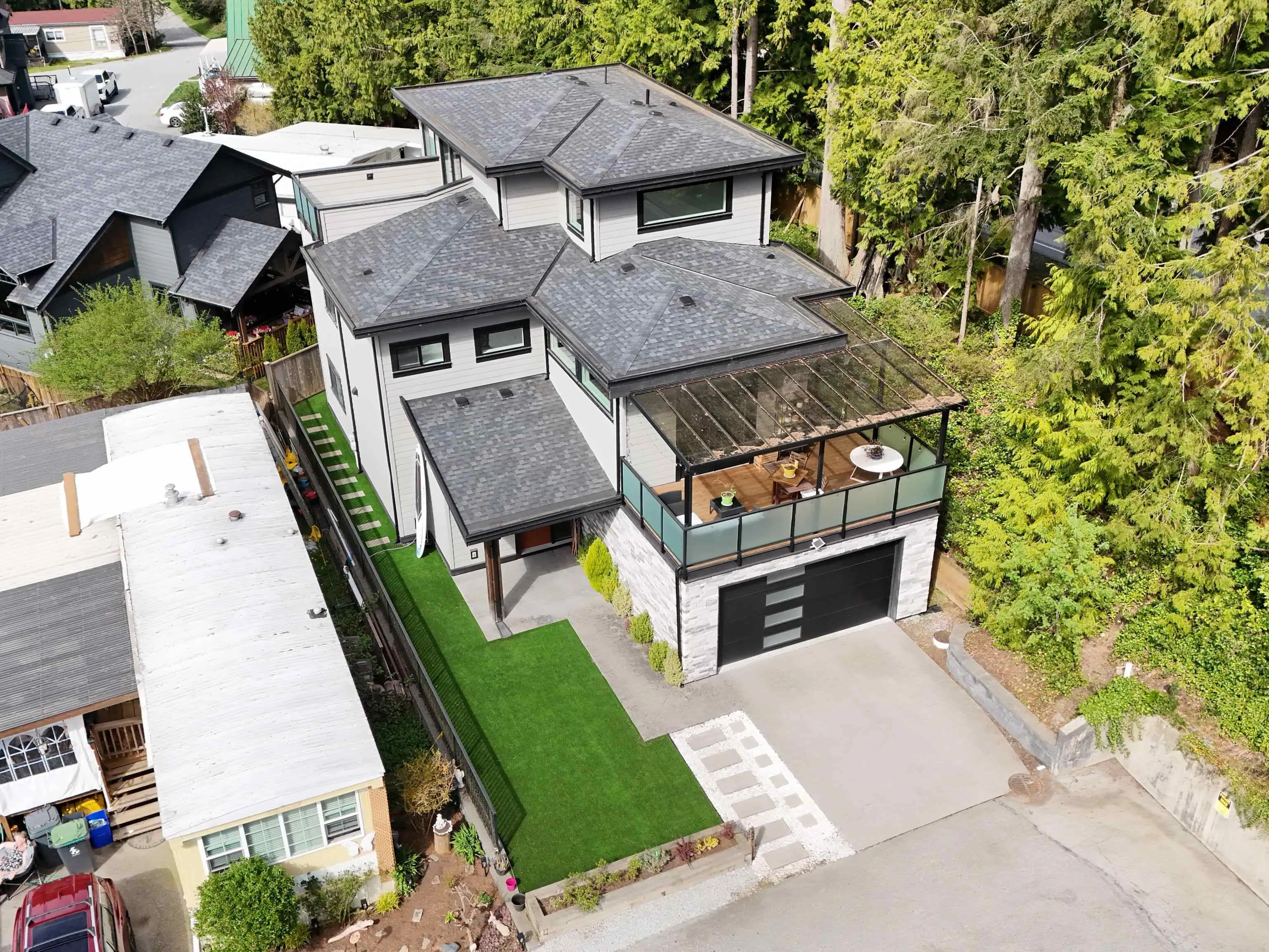 3295 Sunnyside Road #52