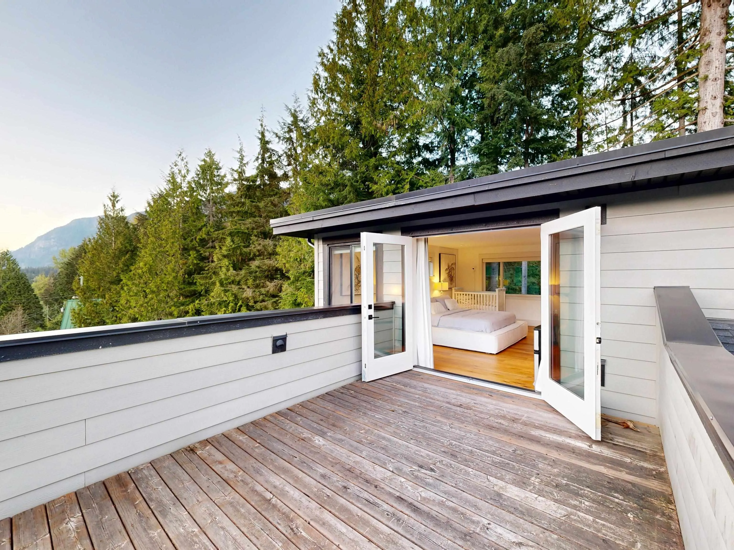 3295 Sunnyside Road #52