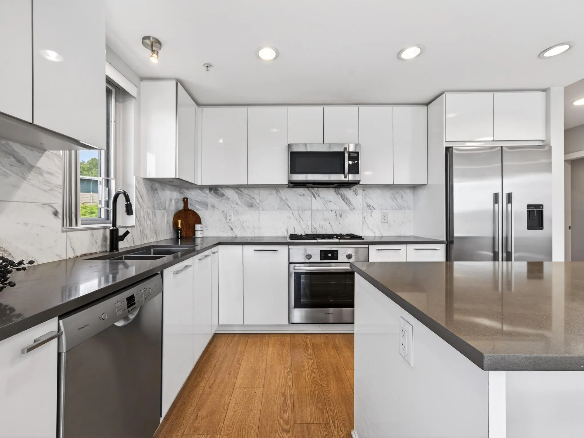 3281 E Kent Avenue North #305