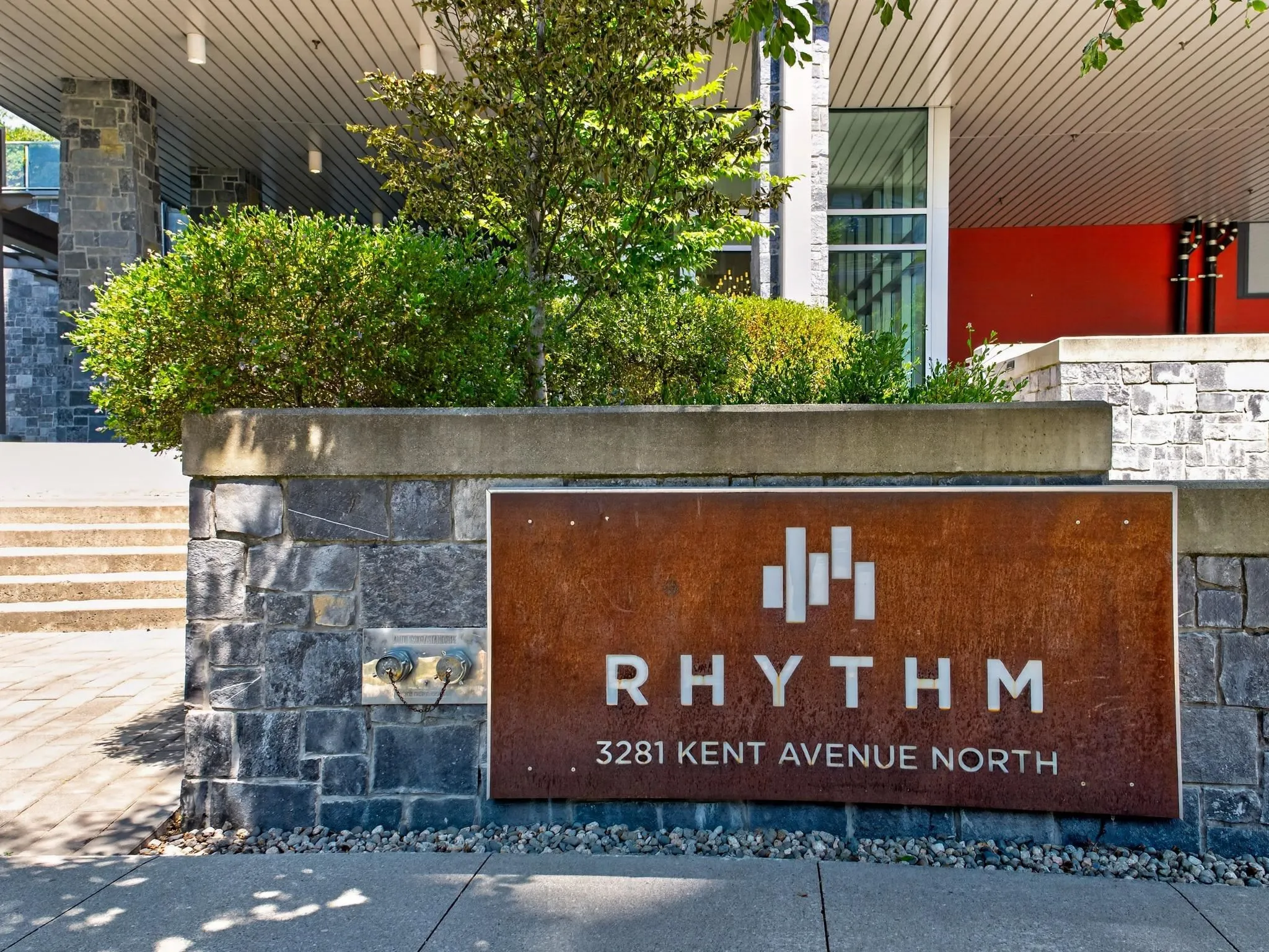 3281 E Kent Avenue North #305