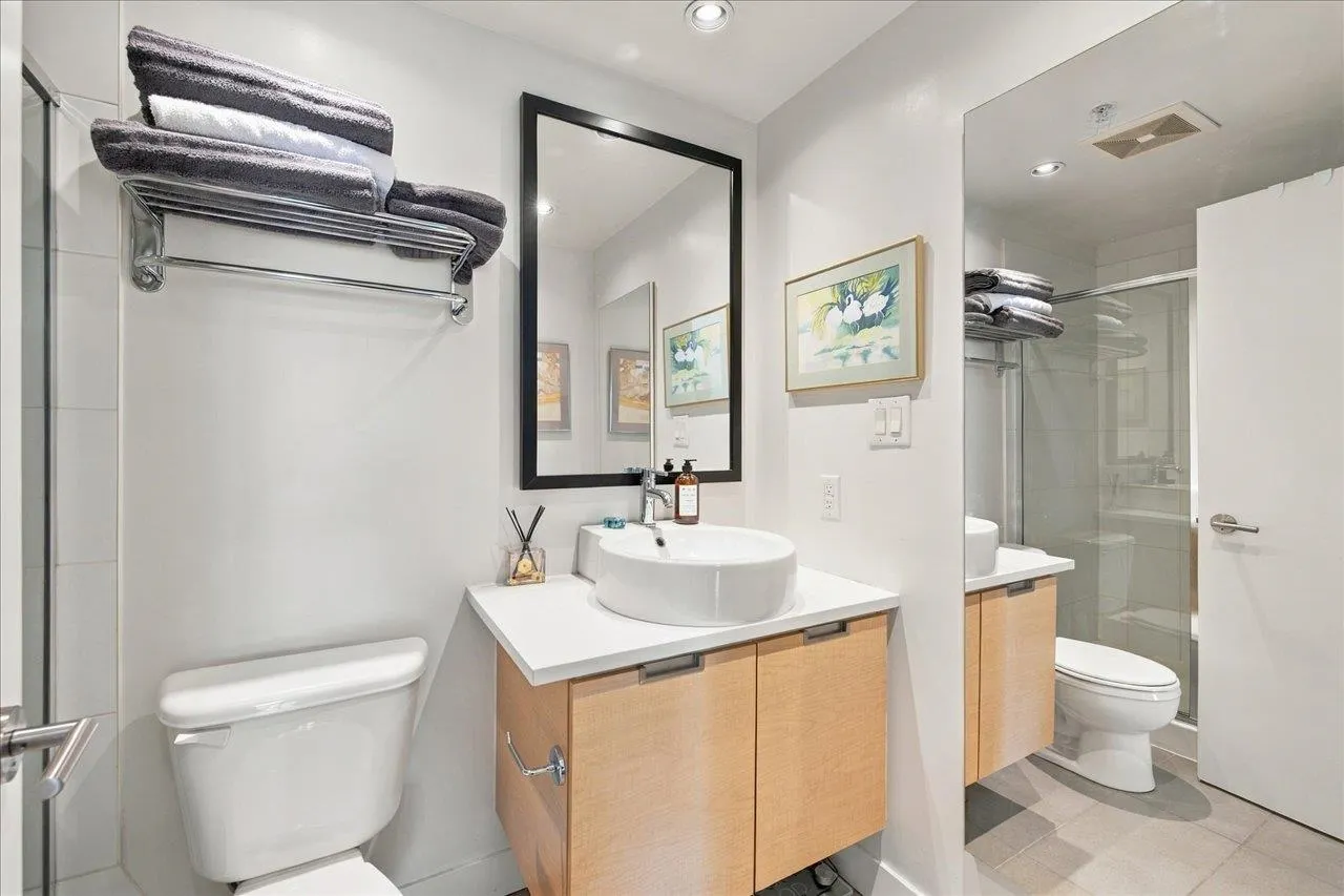 151 W 2nd Street #1803